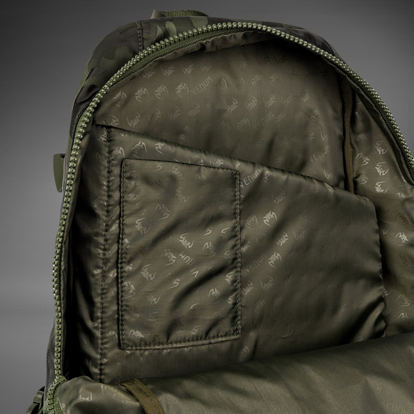 Sac à Dos Venum Challenger Pro (20-25L) – Kaki/Camo - product-type_Sacs de sport