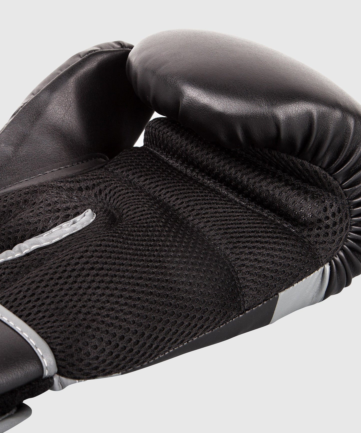 Gants de boxe Ringhorns Charger - Noir - product-type_Gants de boxe