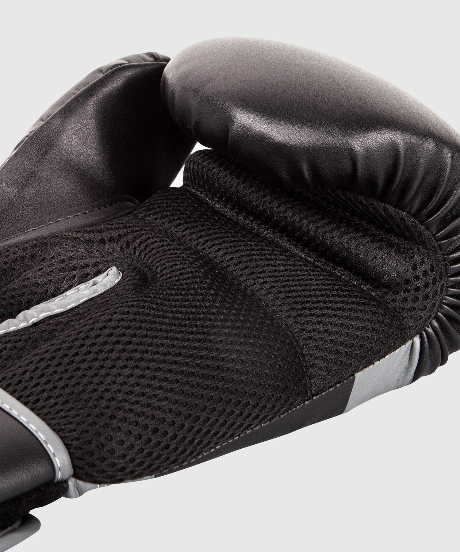 Gants de boxe Ringhorns Charger - Noir - product-type_Gants de boxe