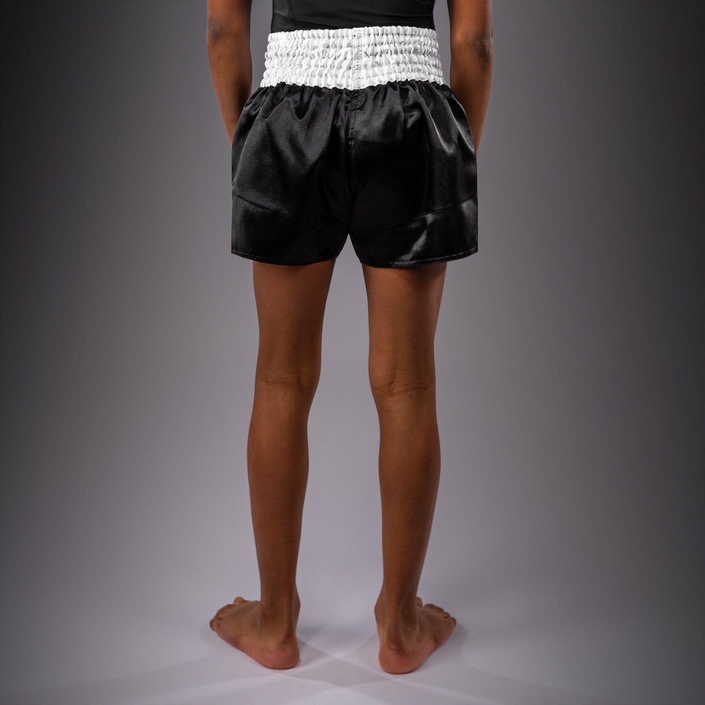 Short de Muay Thaï Venum Classic pour Enfant – Noir/Blanc - product-type_Shorts de Muay Thai