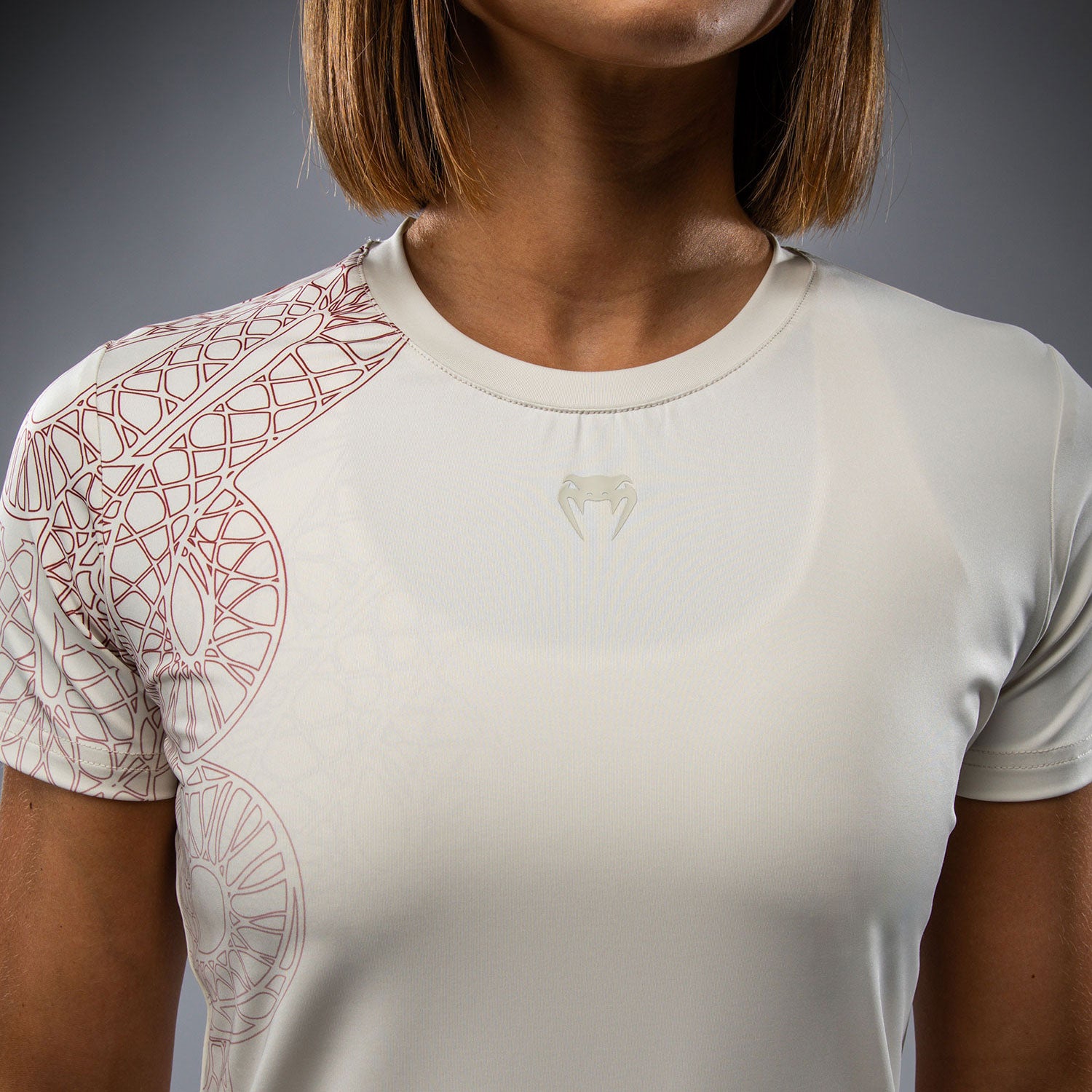 T-shirt Dry-Tech pour Femmes Venum Serpenti – Ivoire/Bordeaux - product-type_T-Shirts de Compression
