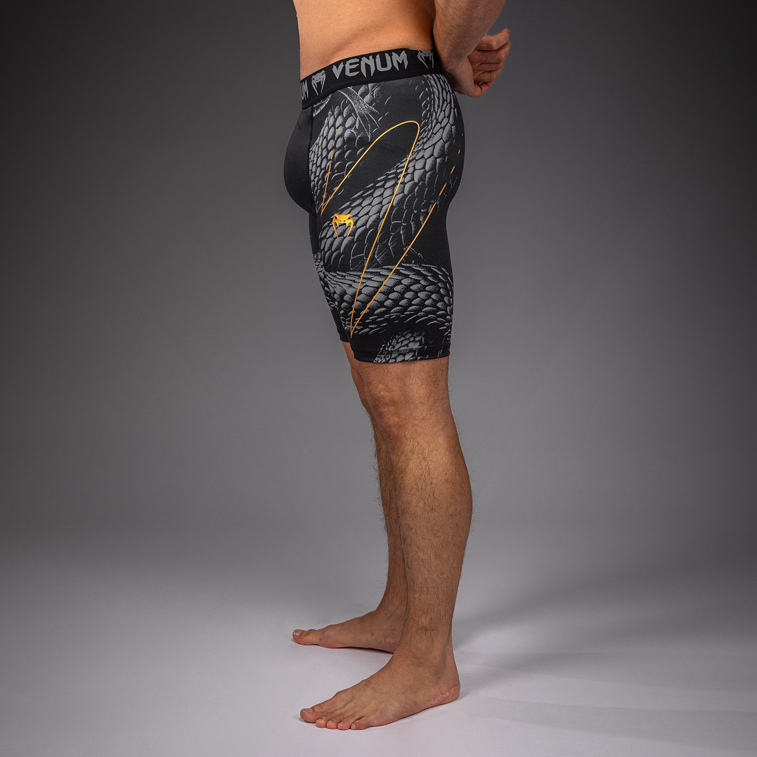Short de Compression Venum Matupa - Noir/Gris/Or - product-type_Shorts de compression