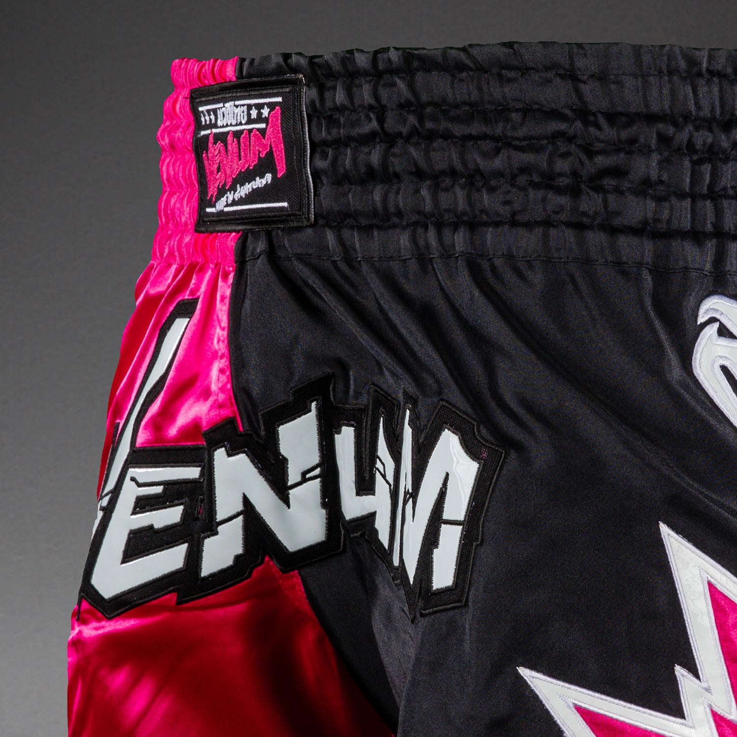 Short de Muay Thai Venum Inferno 2.0 - Rose/Noir - product-type_Shorts de Muay Thai