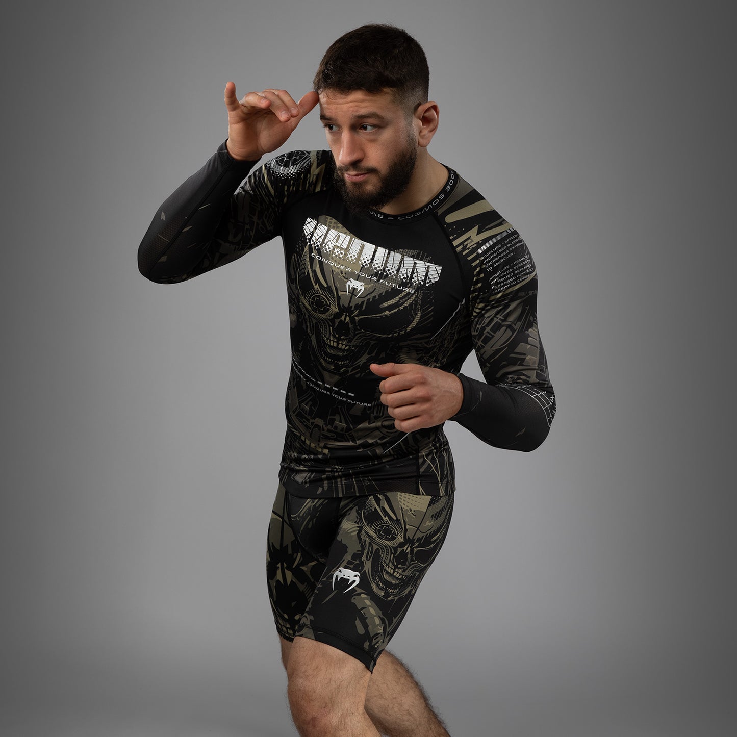 Rashguard à manches longues Venum Invader - Noir/Sable - product-type_T-Shirts de Compression