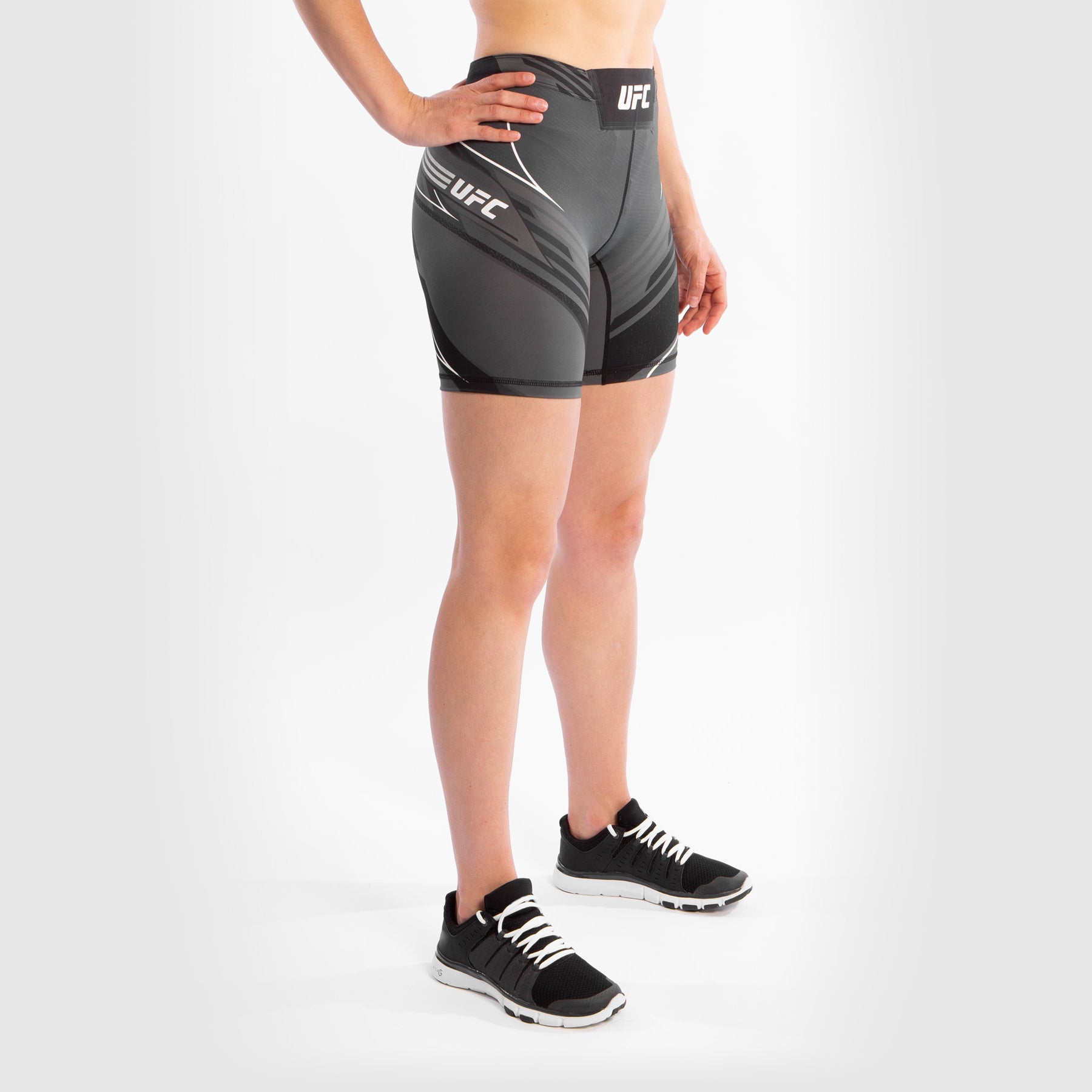 Short de compression pour Femmes UFC Venum Authentic Fight Night - Coupe Longue - Noir - product-type_Shorts de compression