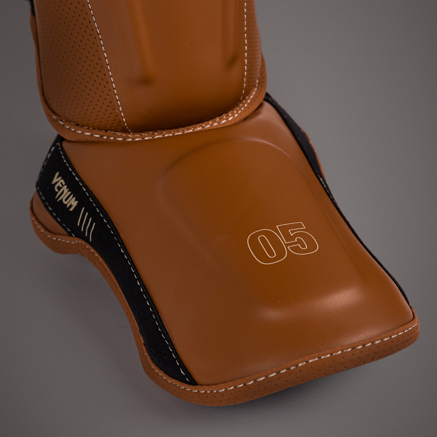 Protège-tibias Venum Impact Evo - Havana - product-type_Protège-tibias