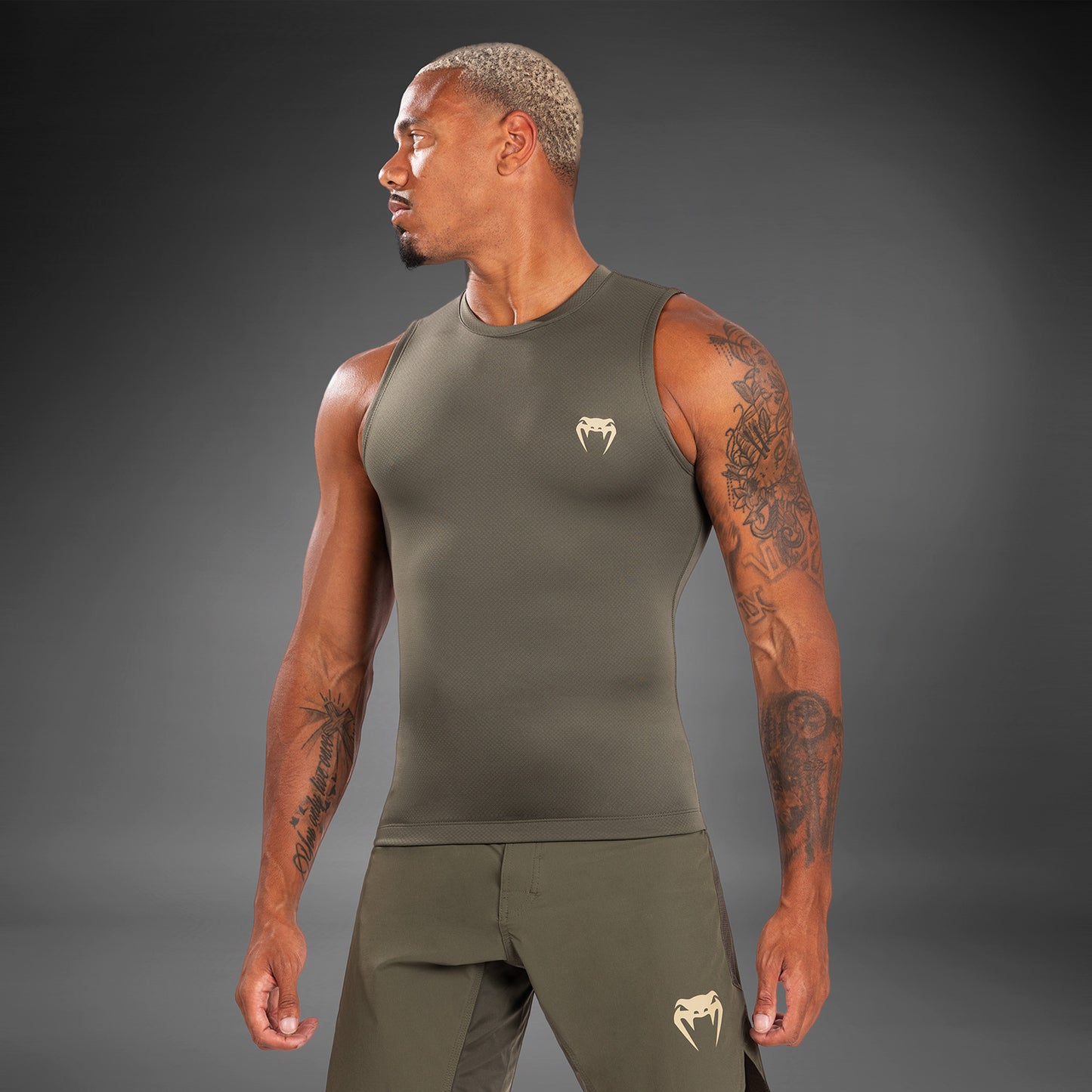 Rashguard sans manches pour hommes Venum Contender - Kaki - product-type_T-Shirts de Compression