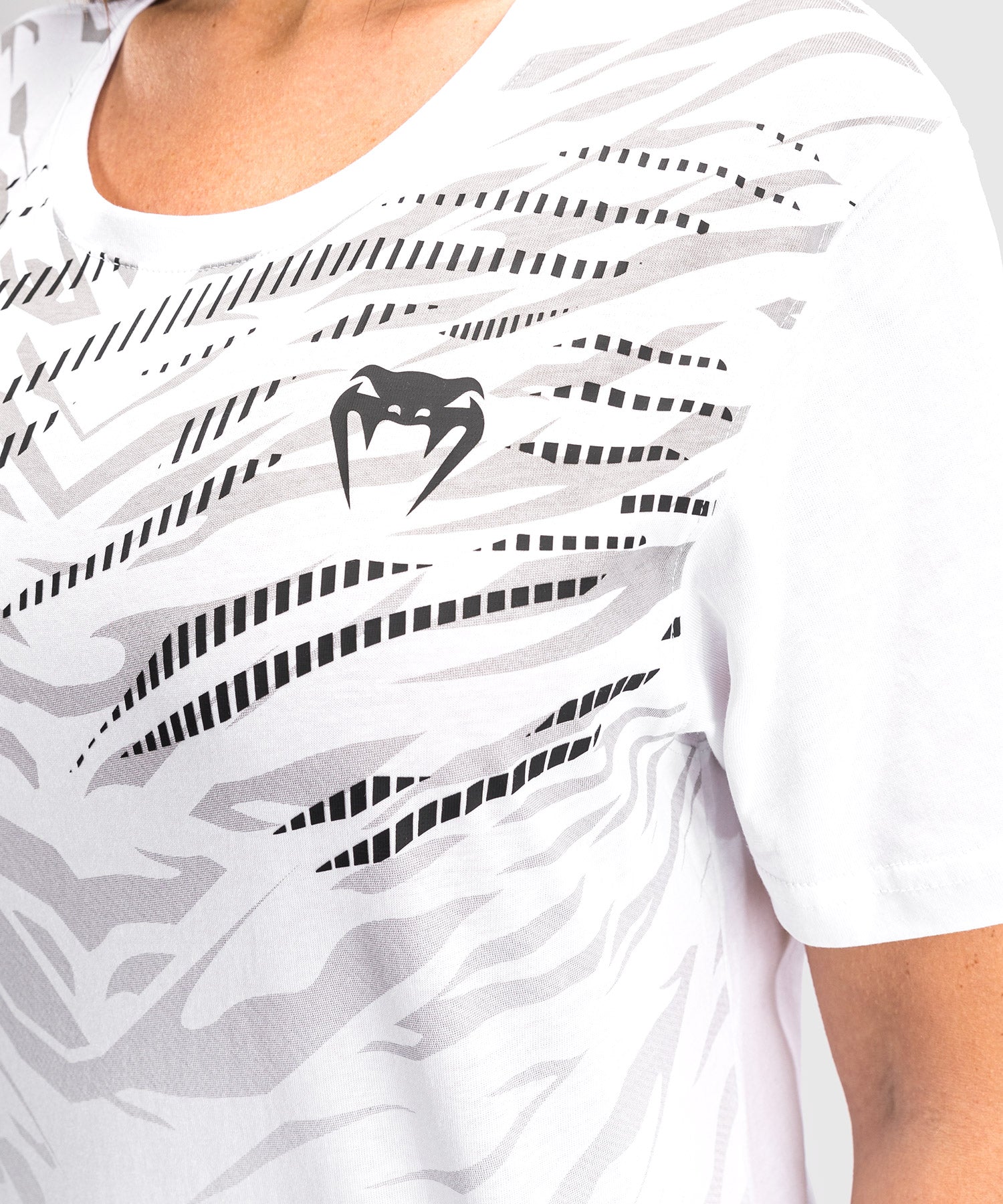 T-shirt à Manches Courtes pour Femmes UFC Fusion by Venum Replica - Blanc - product-type_T-Shirts