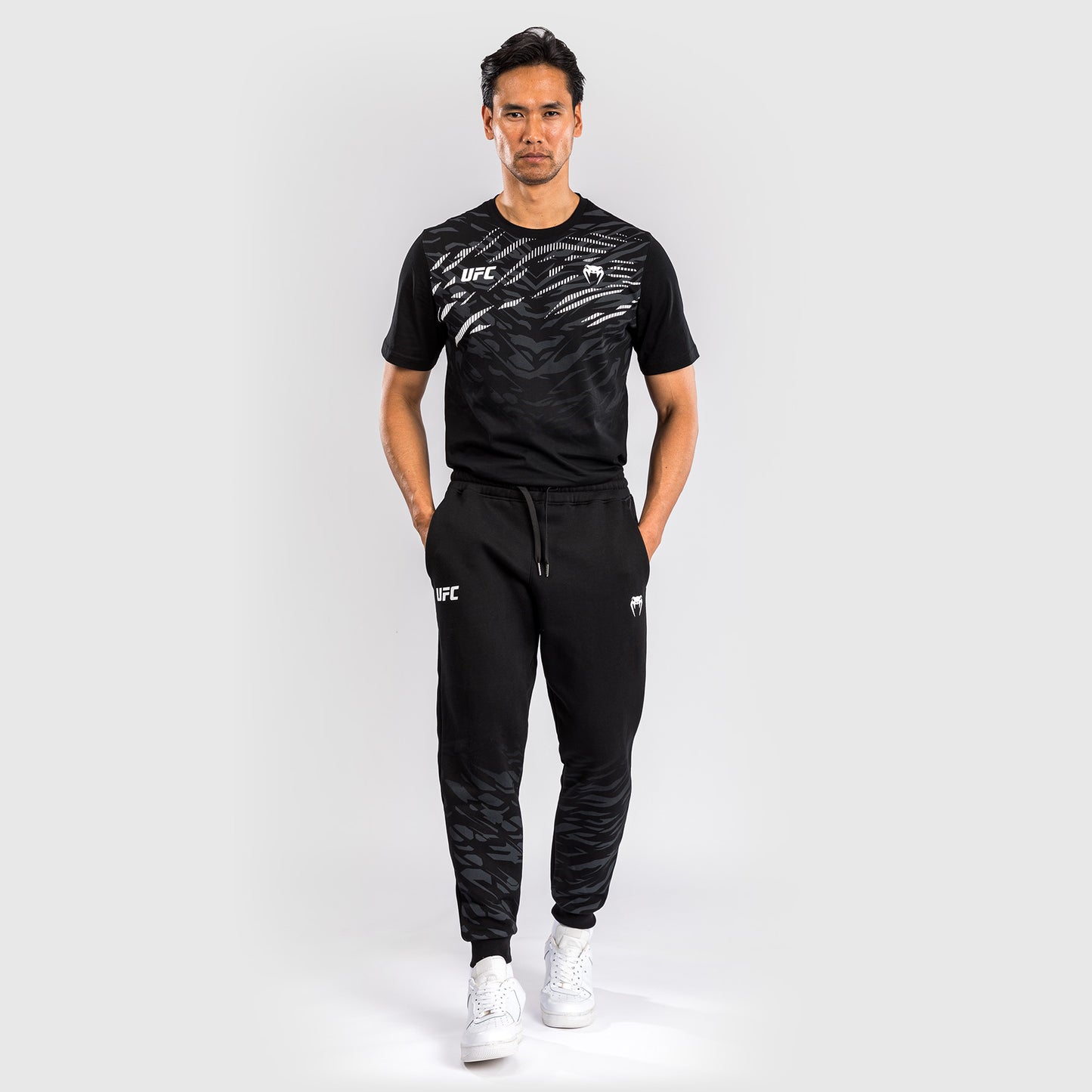Pantalon pour Hommes UFC Fusion by Venum Replica - Noir - product-type_Pantalons de jogging