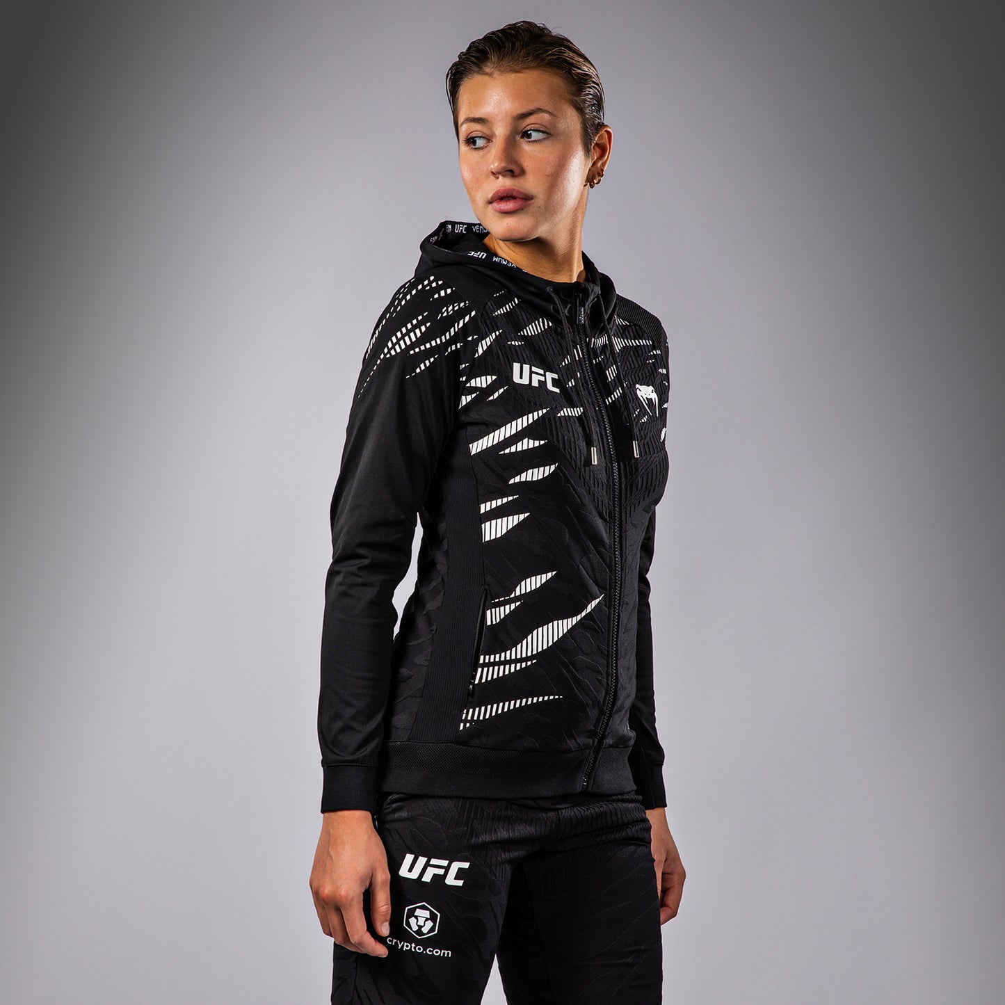 Sweatshirt à Capuche pour Femmes UFC Fusion by Venum Authentic Fight Night - Noir - product-type_Vestes