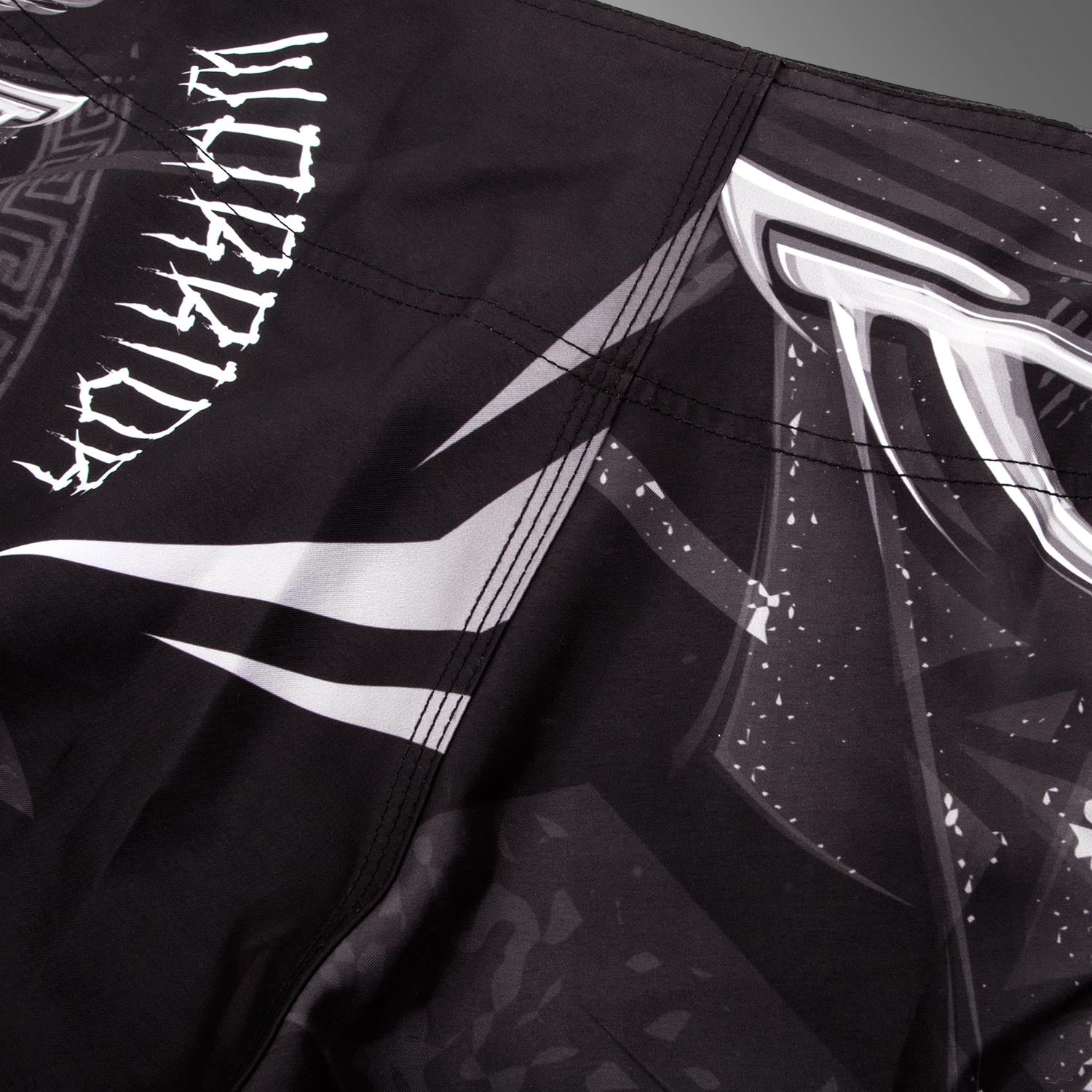 Fightshort Venum Gladiator 3.0 - Noir/Blanc - product-type_Shorts de MMA