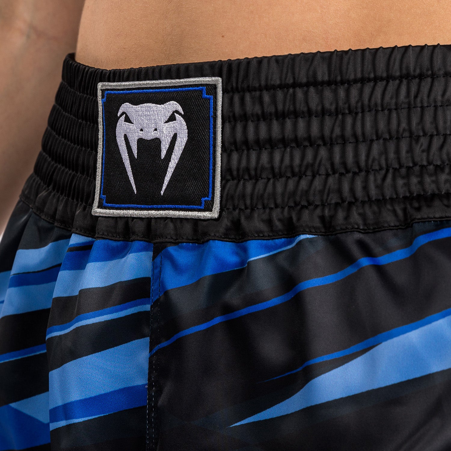 Short de Muay Thai pour Femmes Venum Abyss - Bleu Foncé - product-type_Shorts de Muay Thai