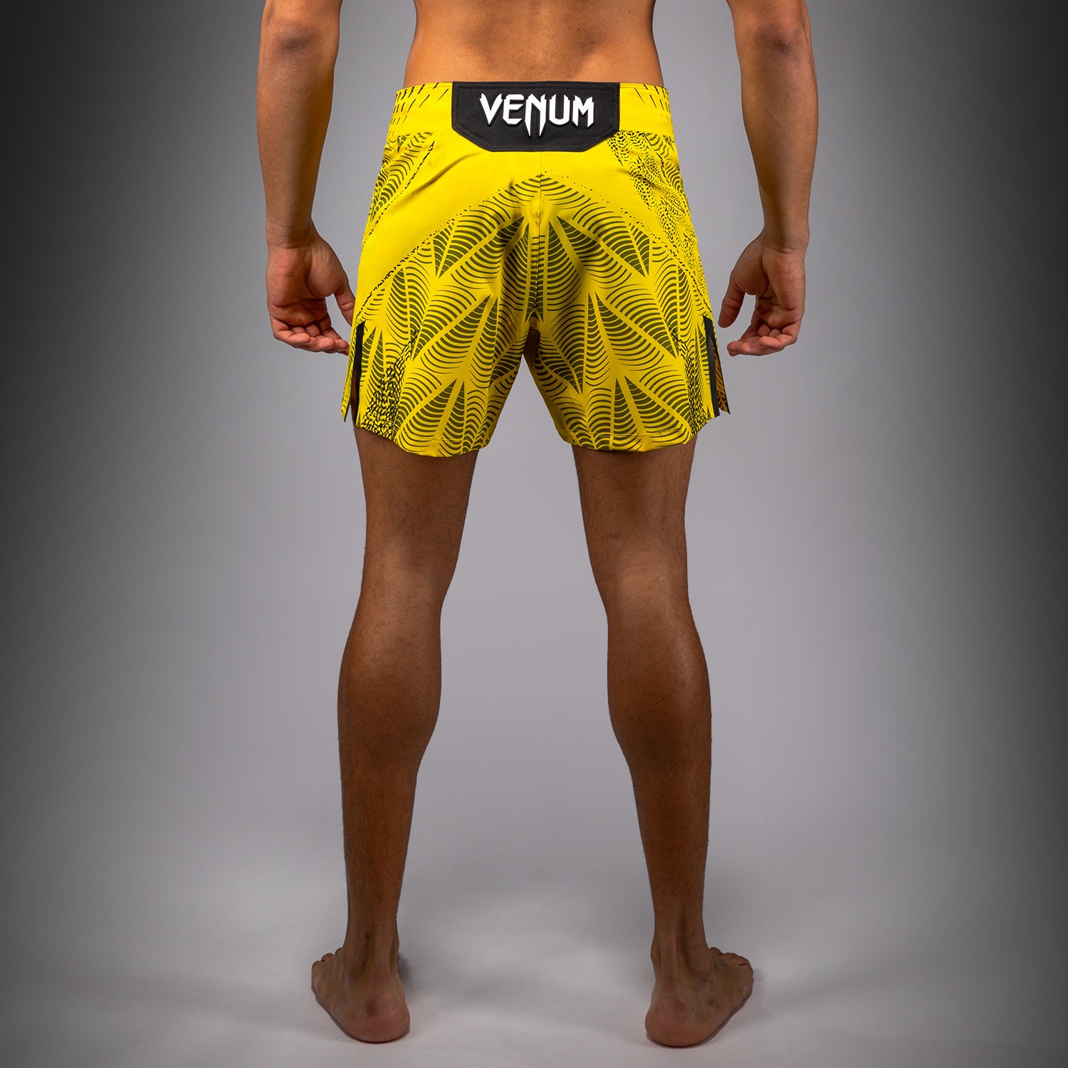Short de combat coupe courte Homme Personnalisé UFC Zenith by Venum Authentic Fight Night - Jaune - product-type_Shorts de MMA
