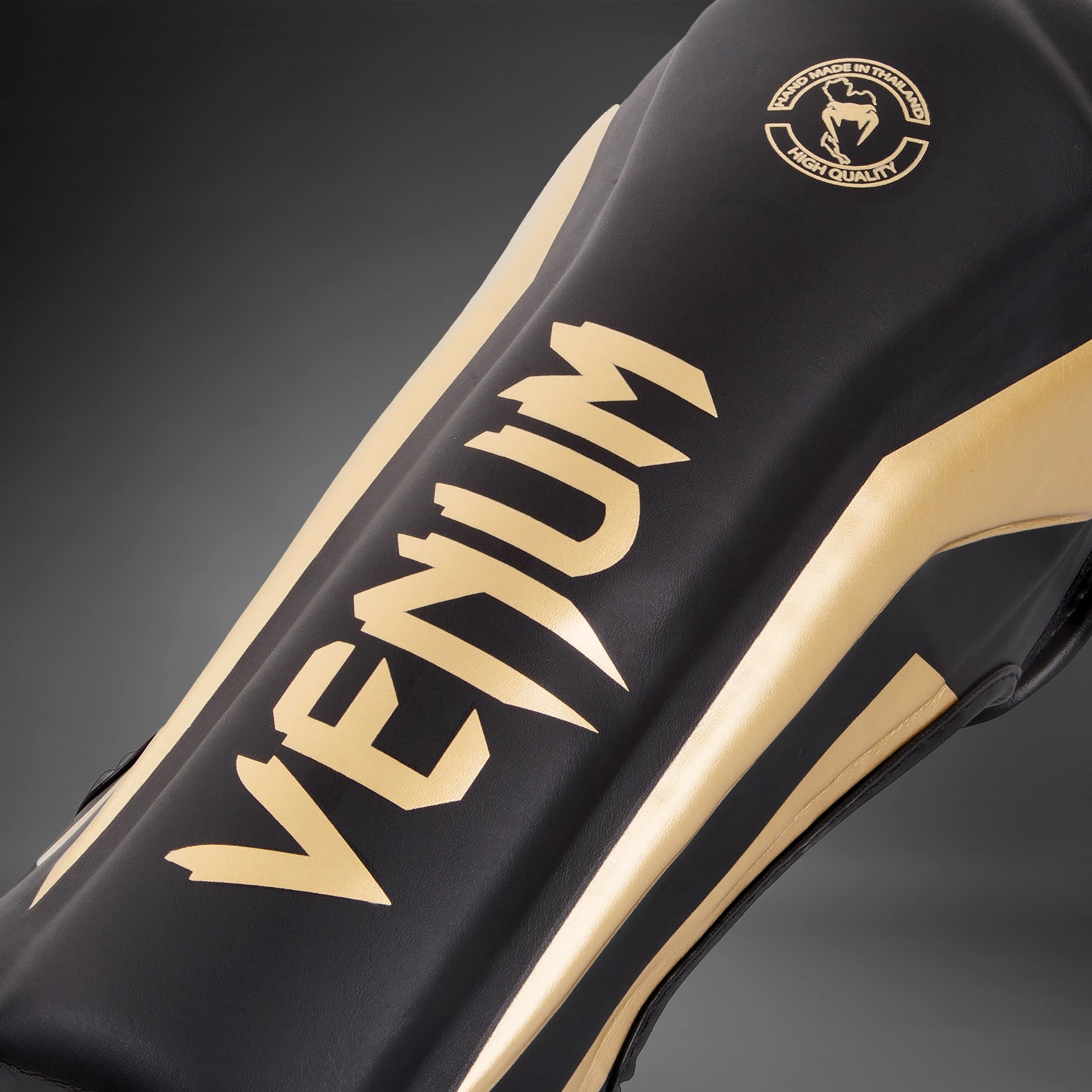 Protège-tibias Venum Elite - Noir/Doré - product-type_Protège-tibias