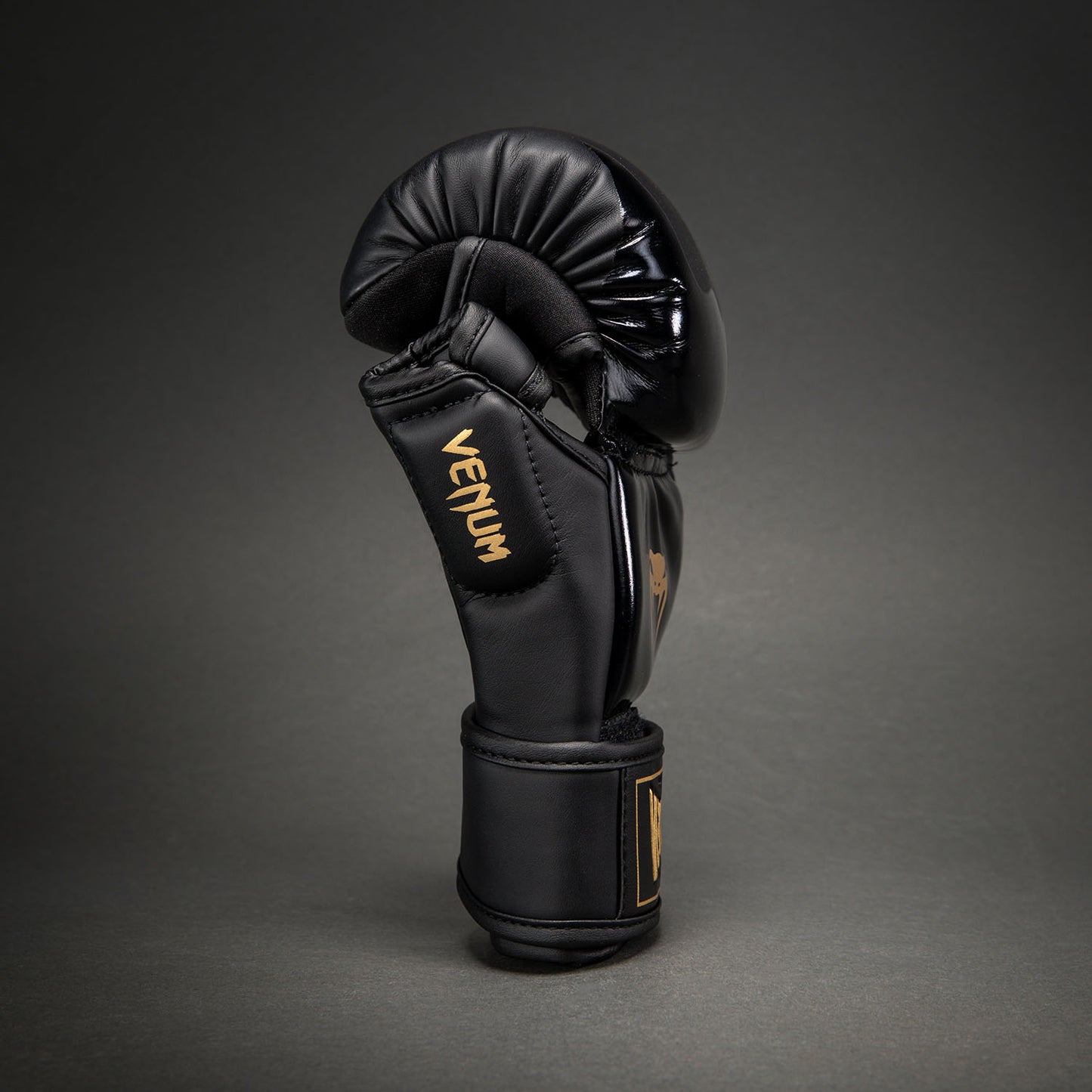 Gants de Sparring Venum Attack 2.0 – Noir/Or