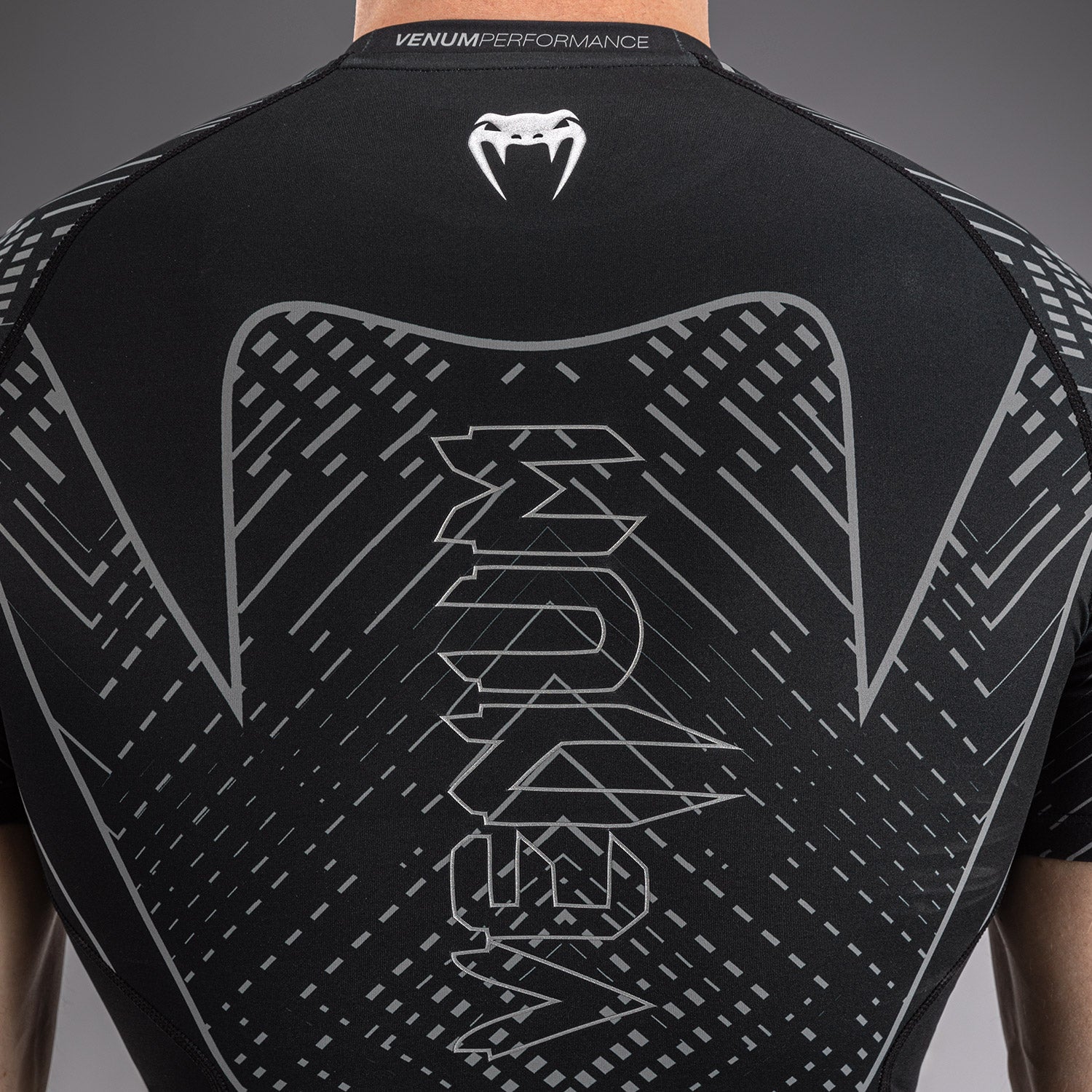 Rashguard à Manches Courtes Venum Midnight Fury – Noir/Gris/Argent - product-type_T-Shirts de Compression