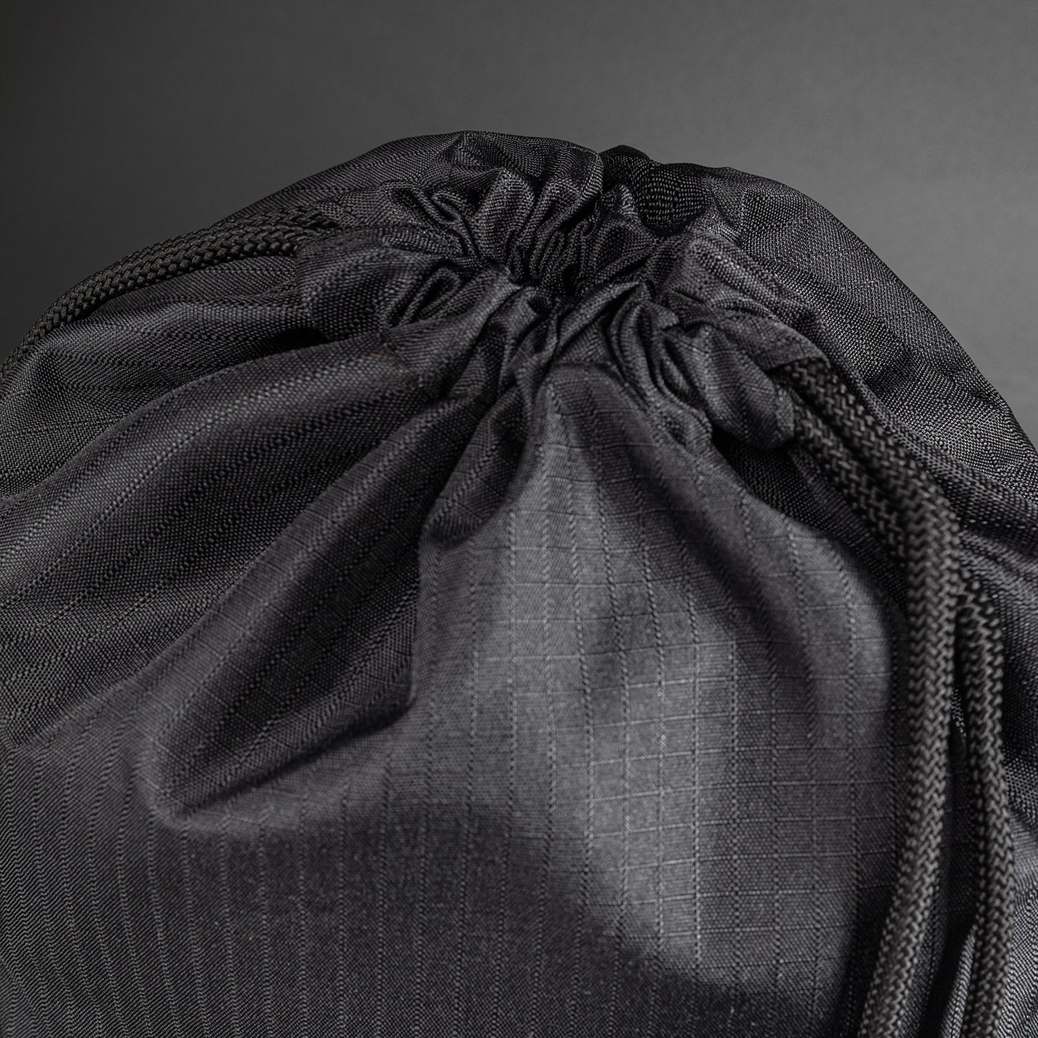Sac à Cordon Karate Combat by Venum (10-15L) – Noir/Gris - product-type_Sacs de sport