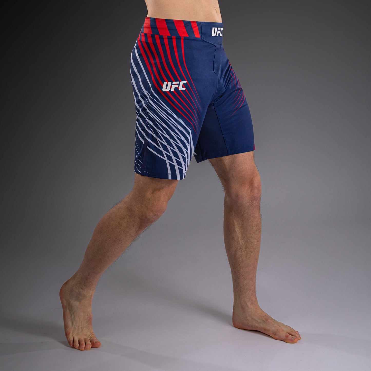 Official UFC Freedom 250 by Venum Authentic Fight Night Short de combat coupe longue pour homme - Bleu - product-type_Shorts de MMA