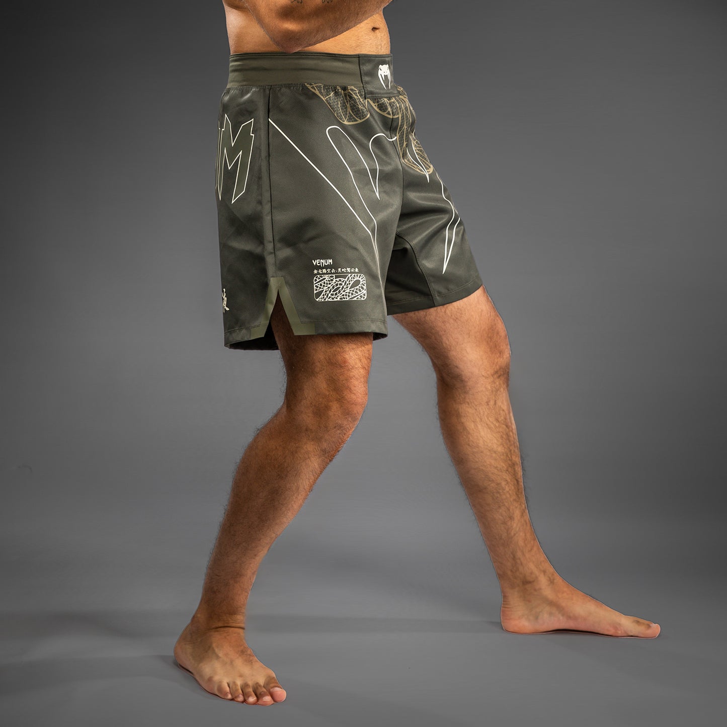 Short de Combat Venum Serpenti – Kaki/Bronze/Ivoire - product-type_Shorts de MMA