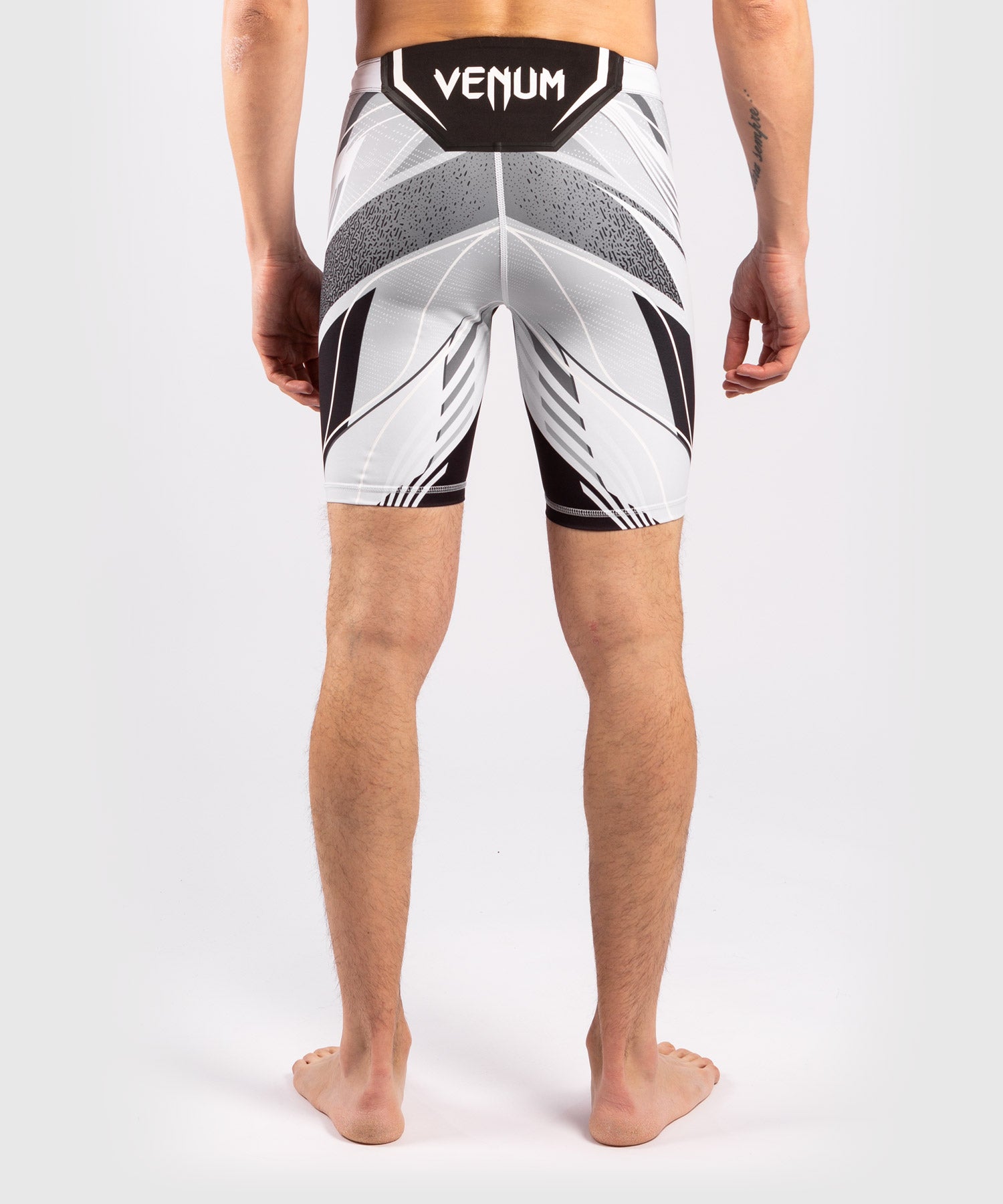 Short de Vale tudo Homme UFC Venum Authentic Fight Night - Coupe Longue - Blanc - product-type_Shorts de compression