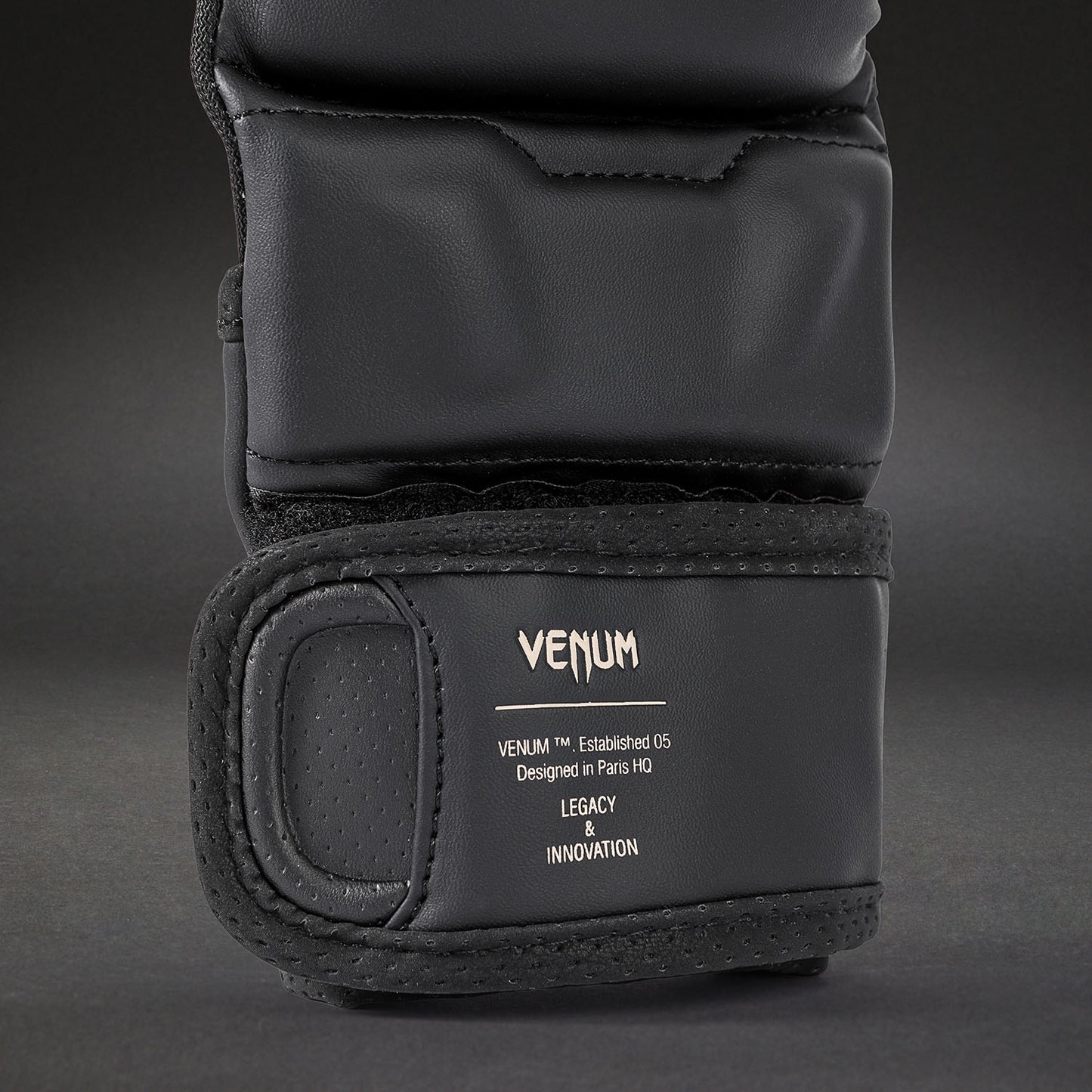 Gants de sparring MMA Venum Impact Evo - Noir - product-type_Gants de Sparring