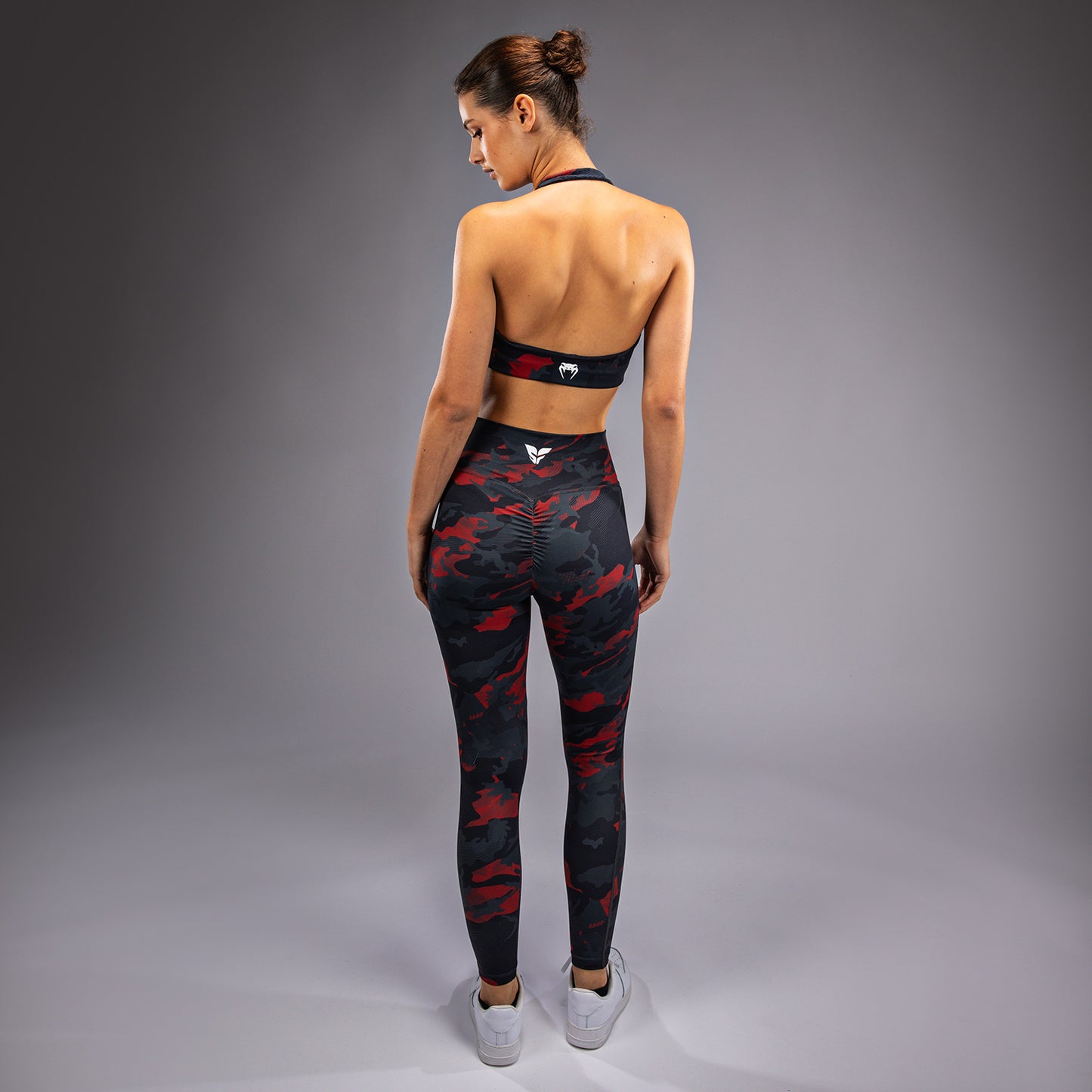 Brassière de sport pour Femmes Venum x Sophia Rose - Urban Red Camo - product-type_Brassières de sport