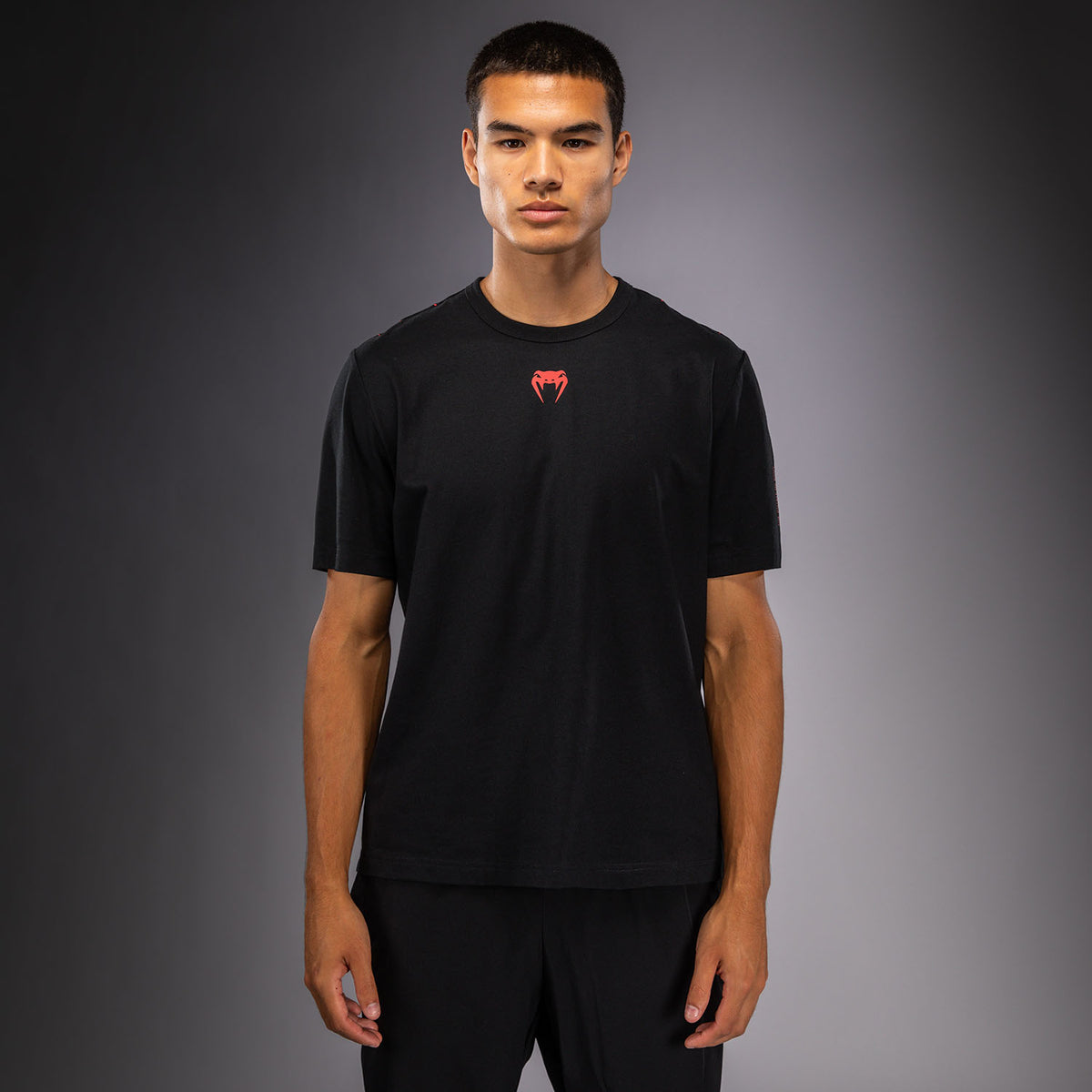 T-shirt Venum Amazonia Reborn - Noir/Rouge