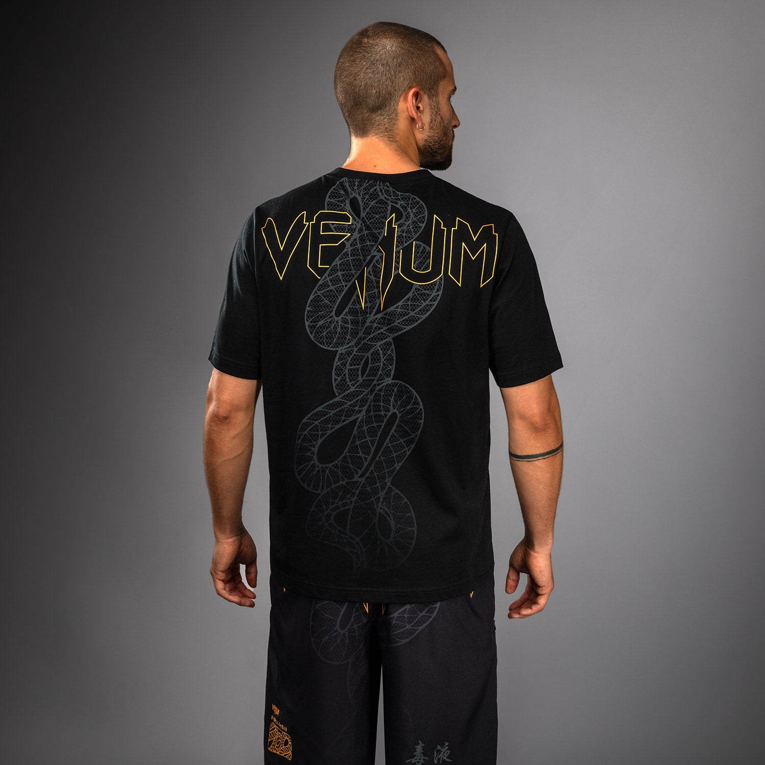 T-shirt Venum Serpenti – Noir/Argent/Or - product-type_T-Shirts