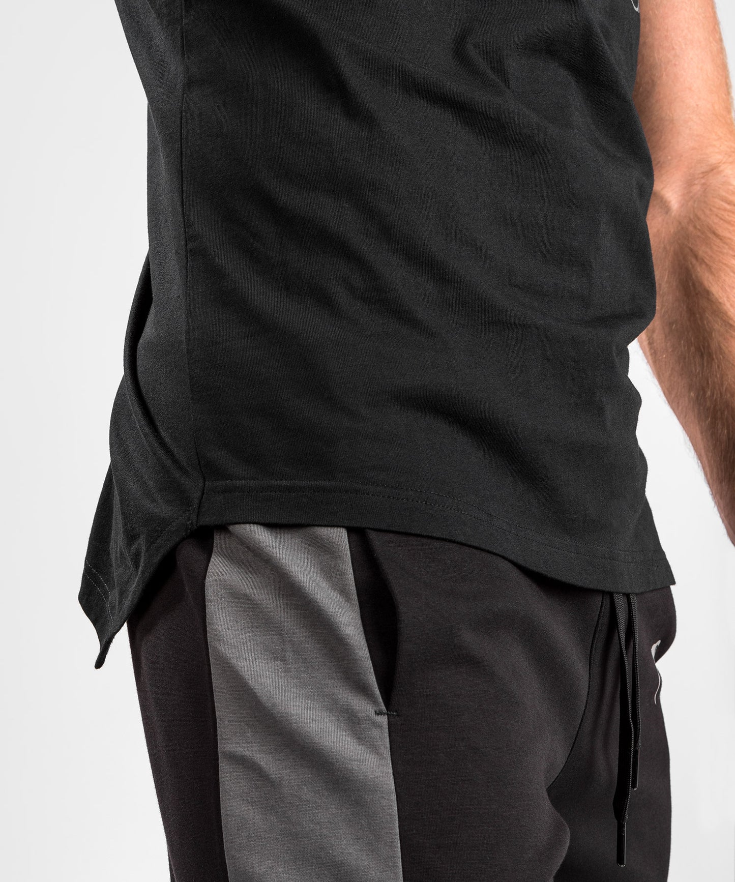 T-shirt Venum Arena - Noir/Or - product-type_T-Shirts
