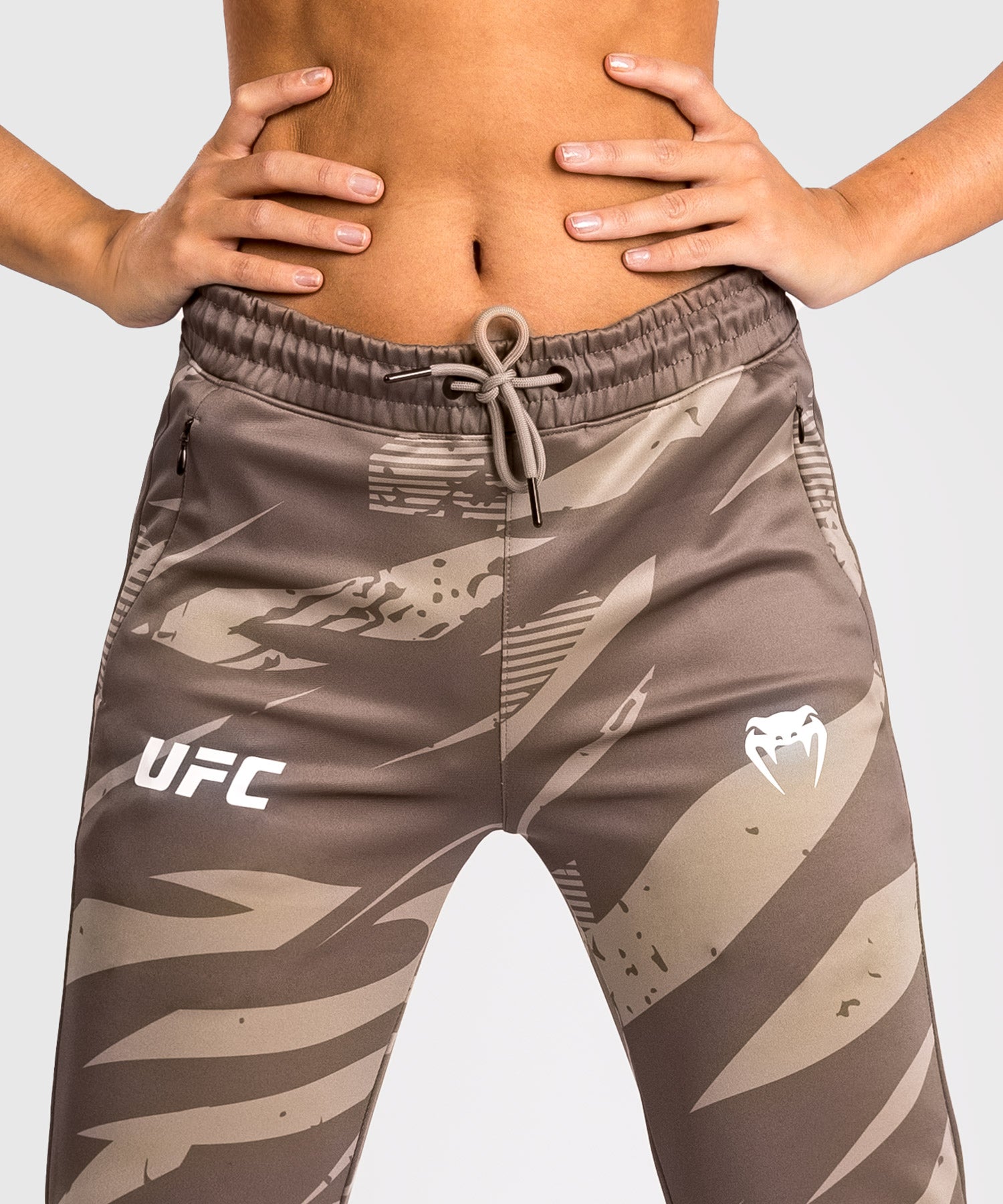 Pantalon pour Femmes UFC Adrenaline by Venum Fight Week - Desert Camo - product-type_Pantalons de jogging