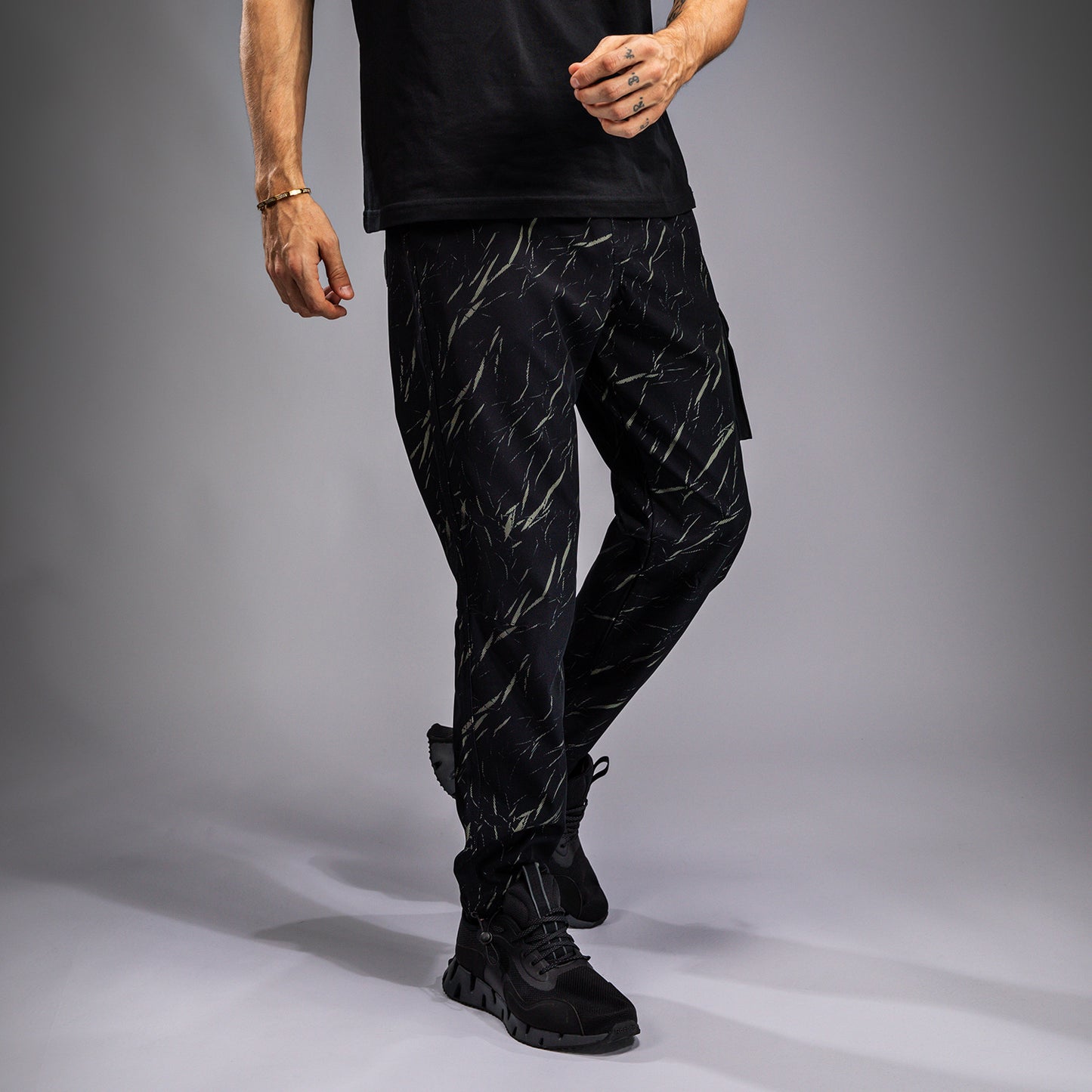 Jogging pour Hommes Venum Trooper - Noir/Beige - product-type_Pantalons de jogging