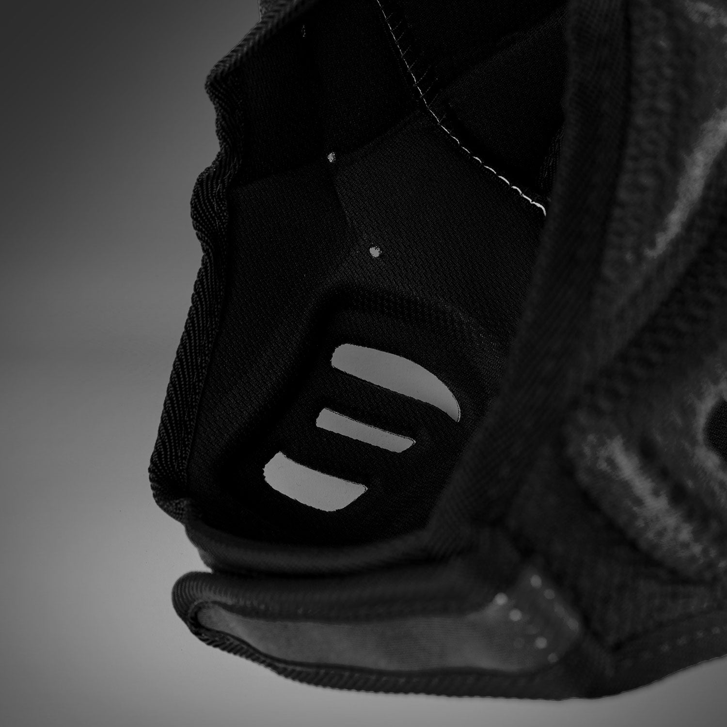Casque de protection souple Venum Elite – Noir/Blanc - product-type_Casque souple de protection