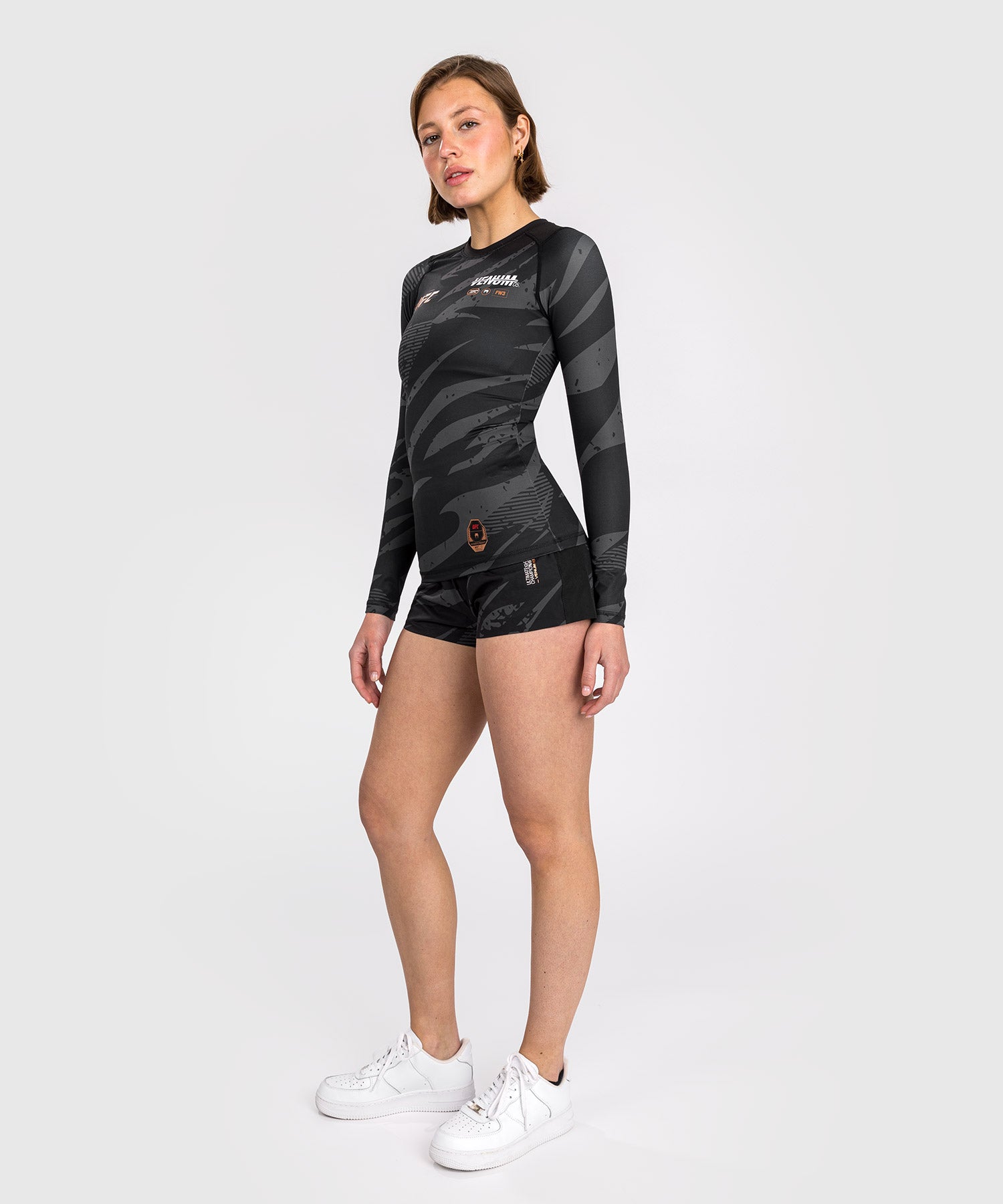 Rashguard À Manches Longues pour Femmes UFC Adrenaline by Venum Fight Week - Urban Camo - product-type_T-Shirts de Compression
