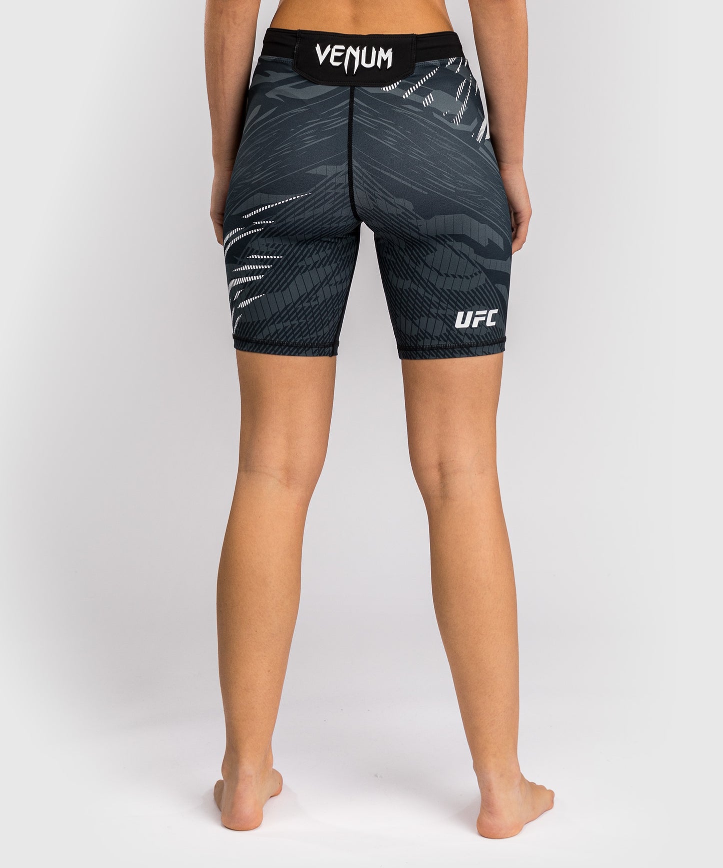 Short de compression pour Femmes UFC Fusion by Venum Authentic Fight Night - Coupe Longue - Noir - product-type_Shorts de compression