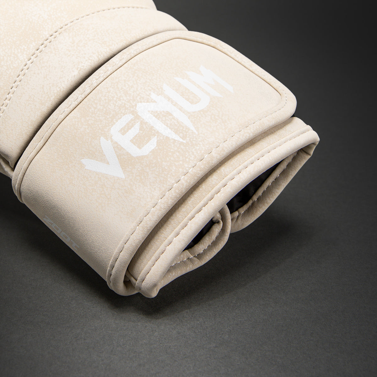 Gants de Boxe Venum Stone 2.0 – Sable