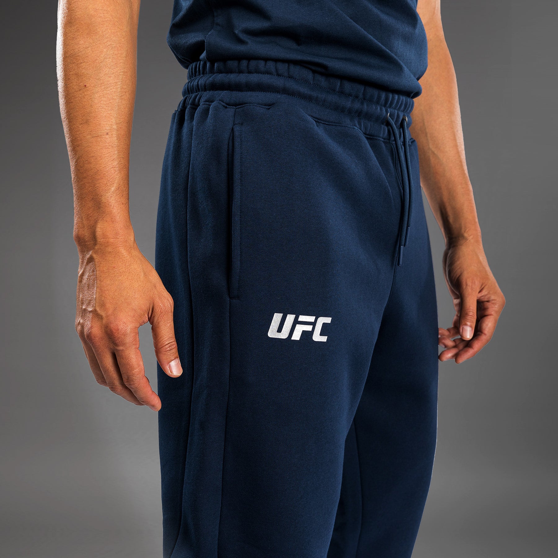Pantalon en Coton pour Hommes UFC Fusion by Venum Fight Week - Bleu Océanique - product-type_Pantalons de jogging
