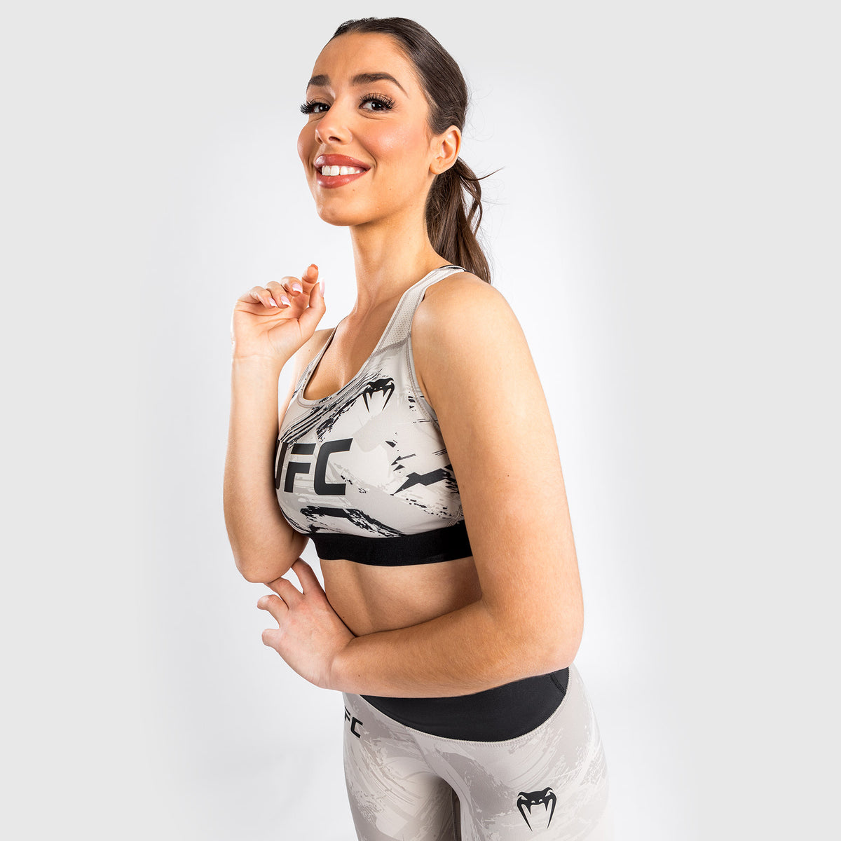 Brassière de Sport Venum UFC Authentic Fight Week 2.0 - Sable/Noir - product-type_Brassières de sport