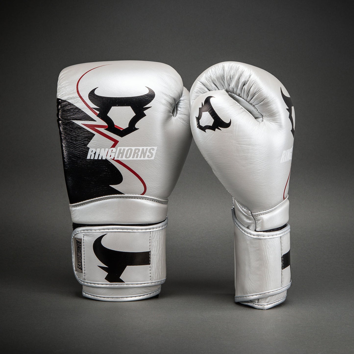 Gants de boxe Ringhorns Charger by Venum – Argent/Noir - product-type_Gants de boxe