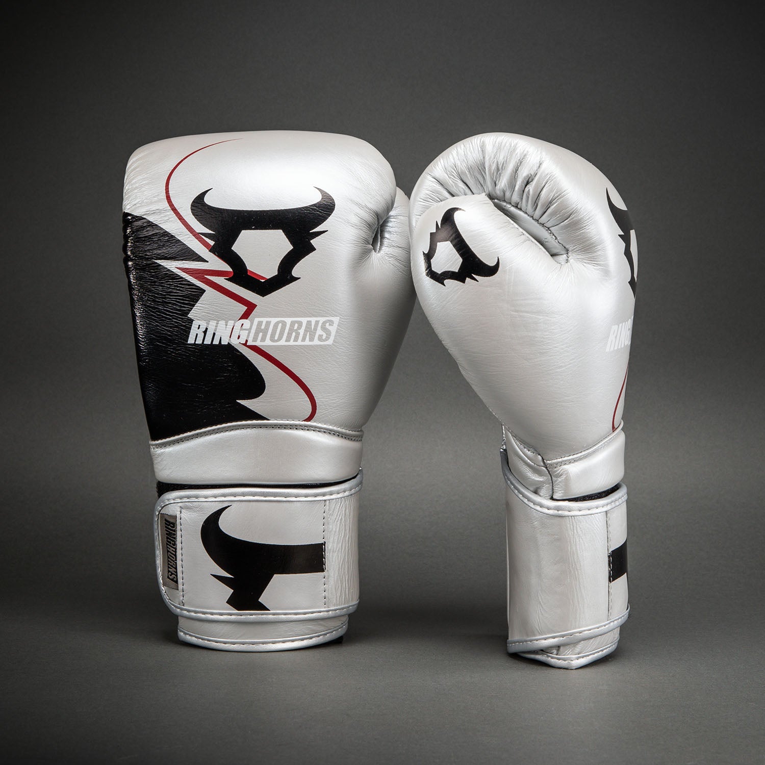 Gants de boxe Ringhorns Charger by Venum – Argent/Noir - product-type_Gants de boxe