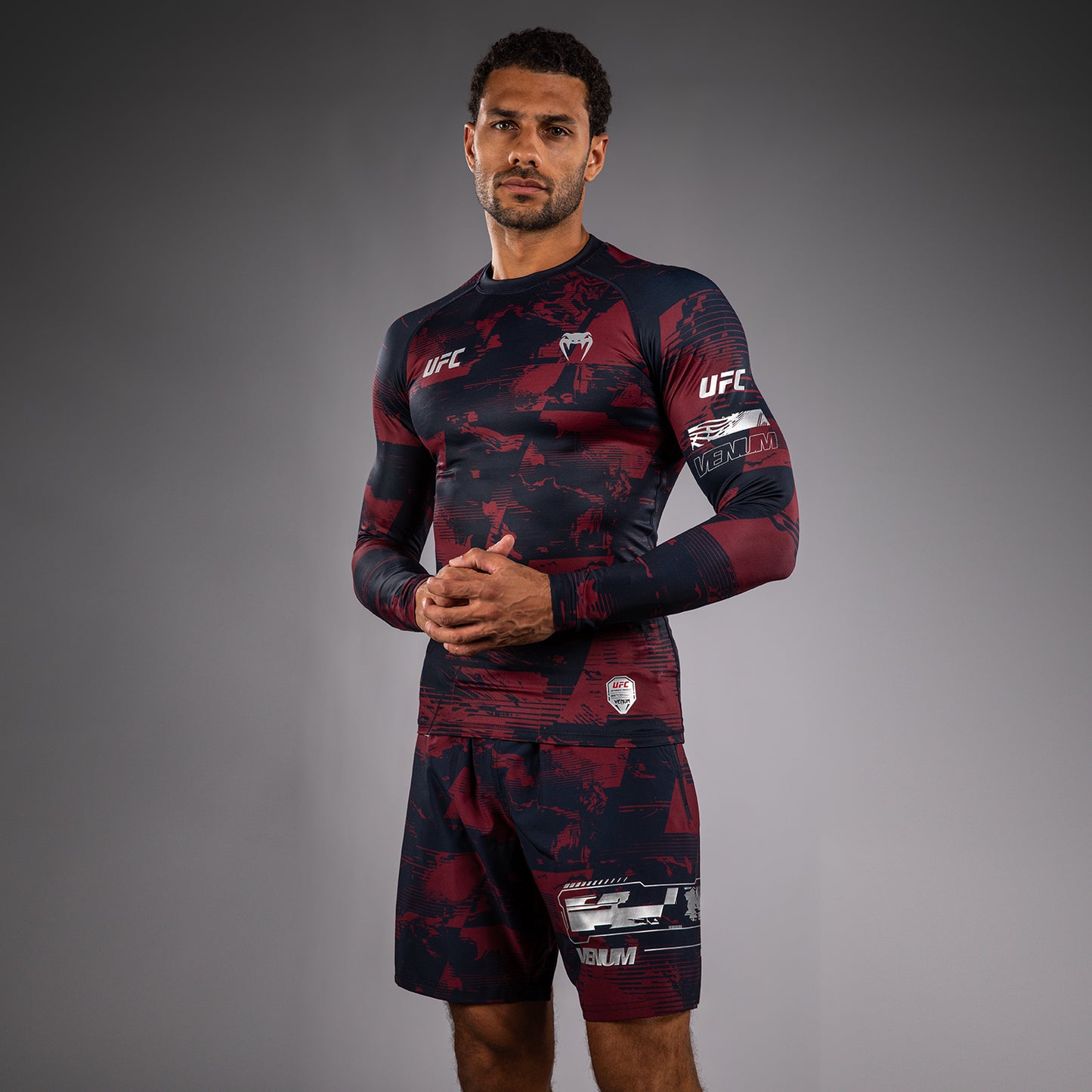 Rashguard manches longues Performance Homme UFC Zenith by Venum Authentic Fight Week - Bleu marine/Bordeaux/Argent - product-type_T-Shirts de Compression