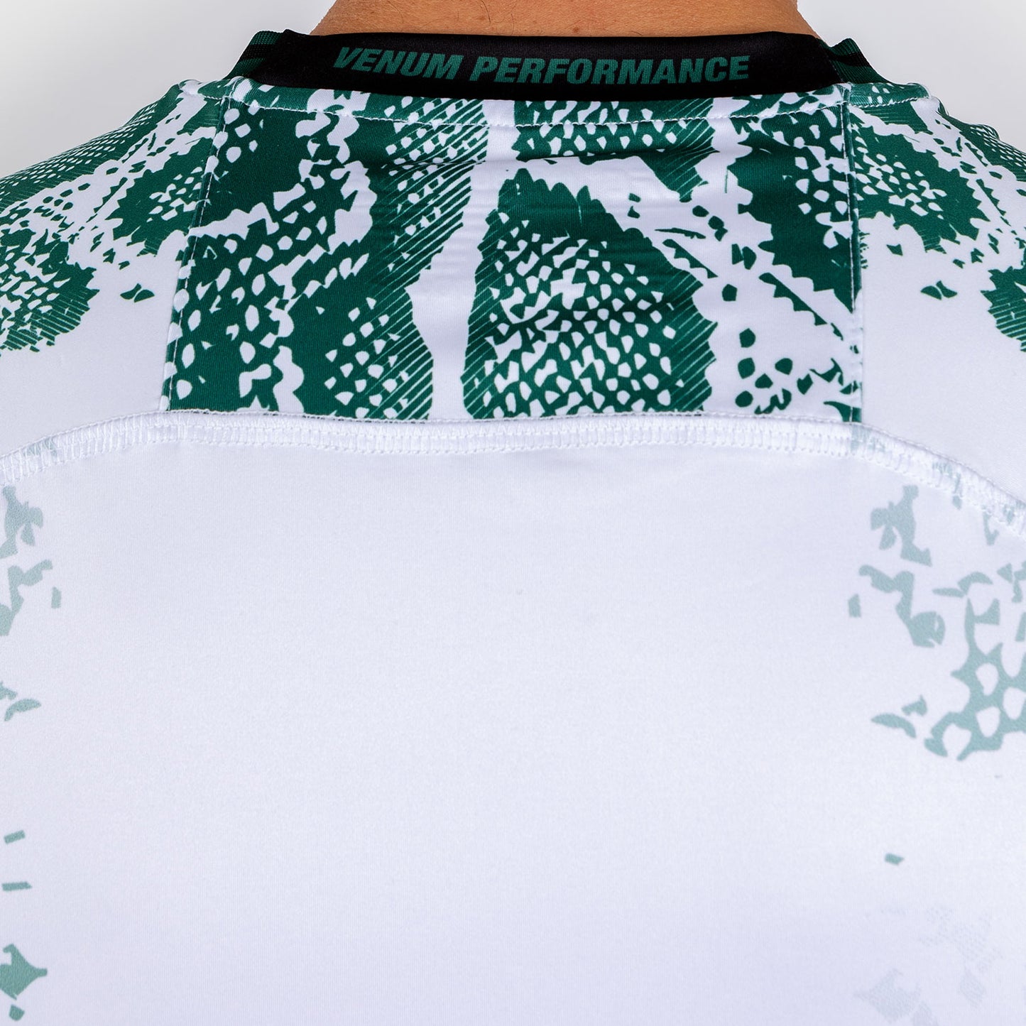 T-shirt Technique pour Hommes UFC Adrenaline by Venum Authentic Fight Night - Emerald Edition - Blanc/Vert - product-type_T-Shirts Dry Tech