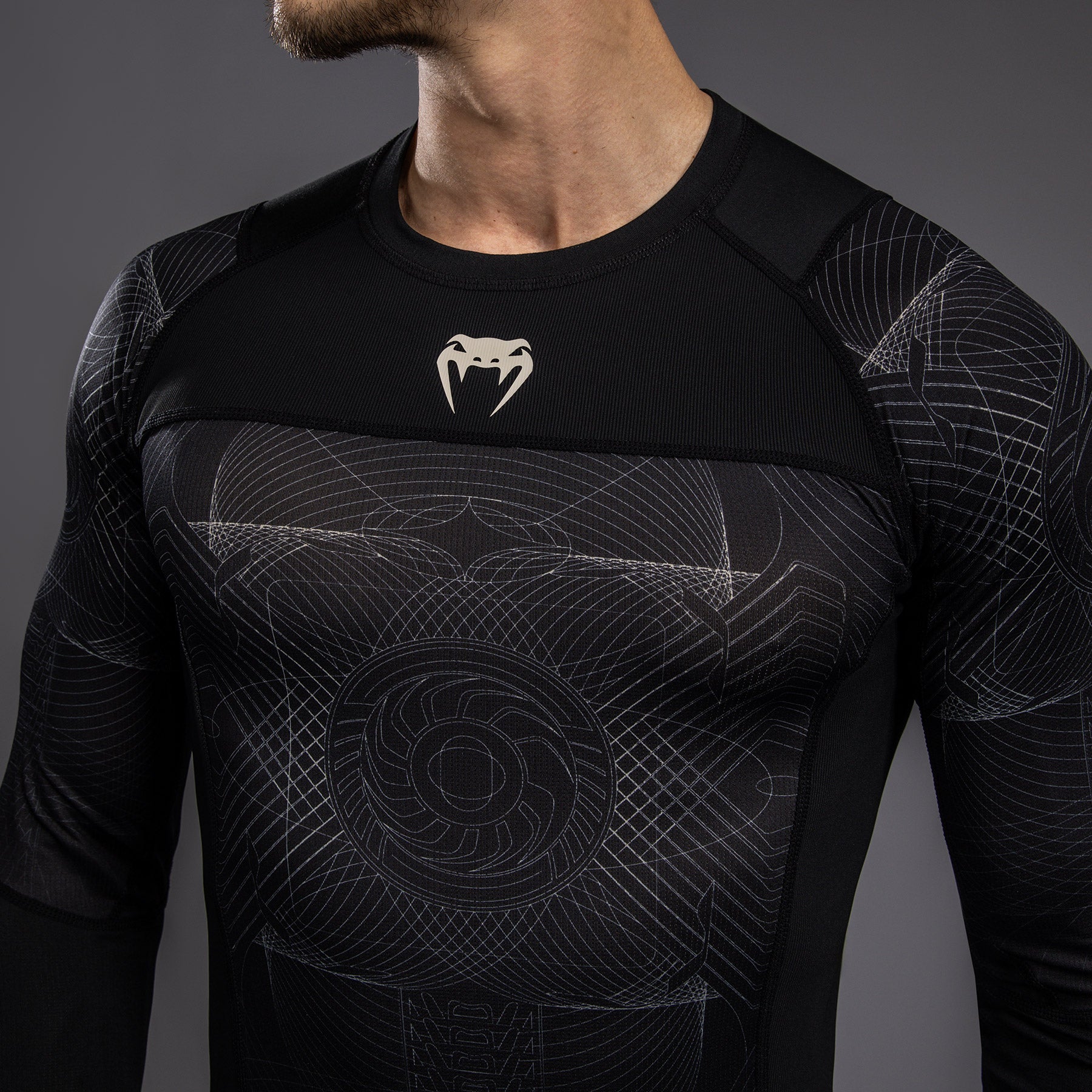 Rashguard à Manches Longues Venum G-Fit Air pour Hommes - Noir Intense/Sable Désert - product-type_T-Shirts de Compression