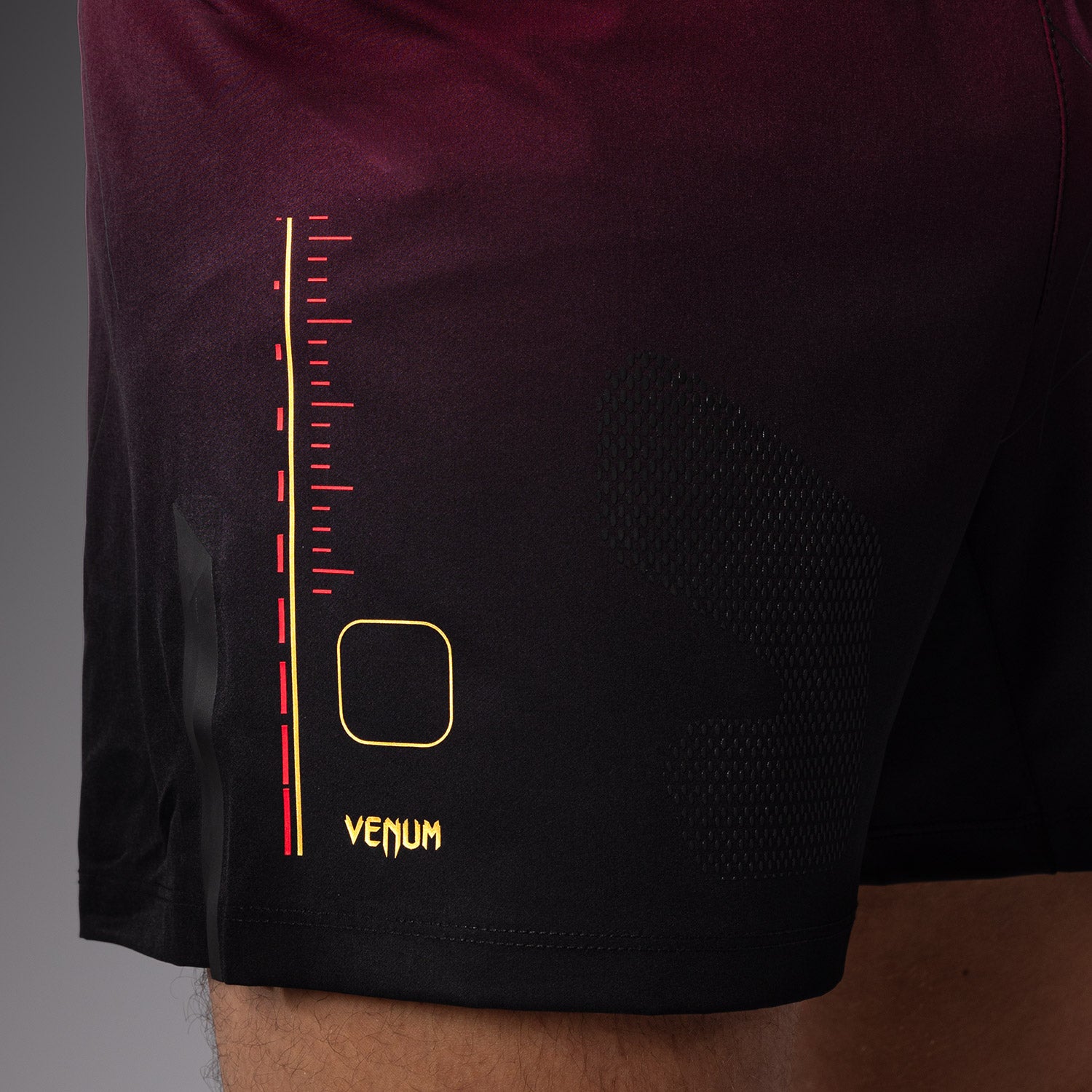 Short de Combat Venum Tactical XT- Noir/Bordeaux/Or - product-type_Shorts de MMA