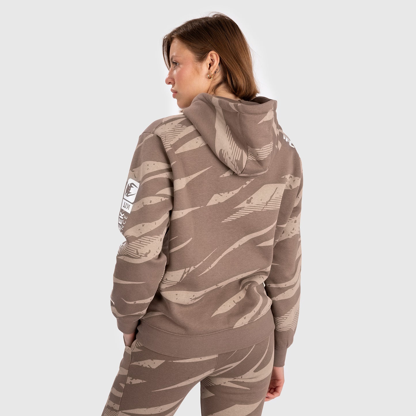 Sweatshirt À Capuche pour Femmes UFC Adrenaline by Venum Fight Week - Desert Camo - product-type_Sweatshirts