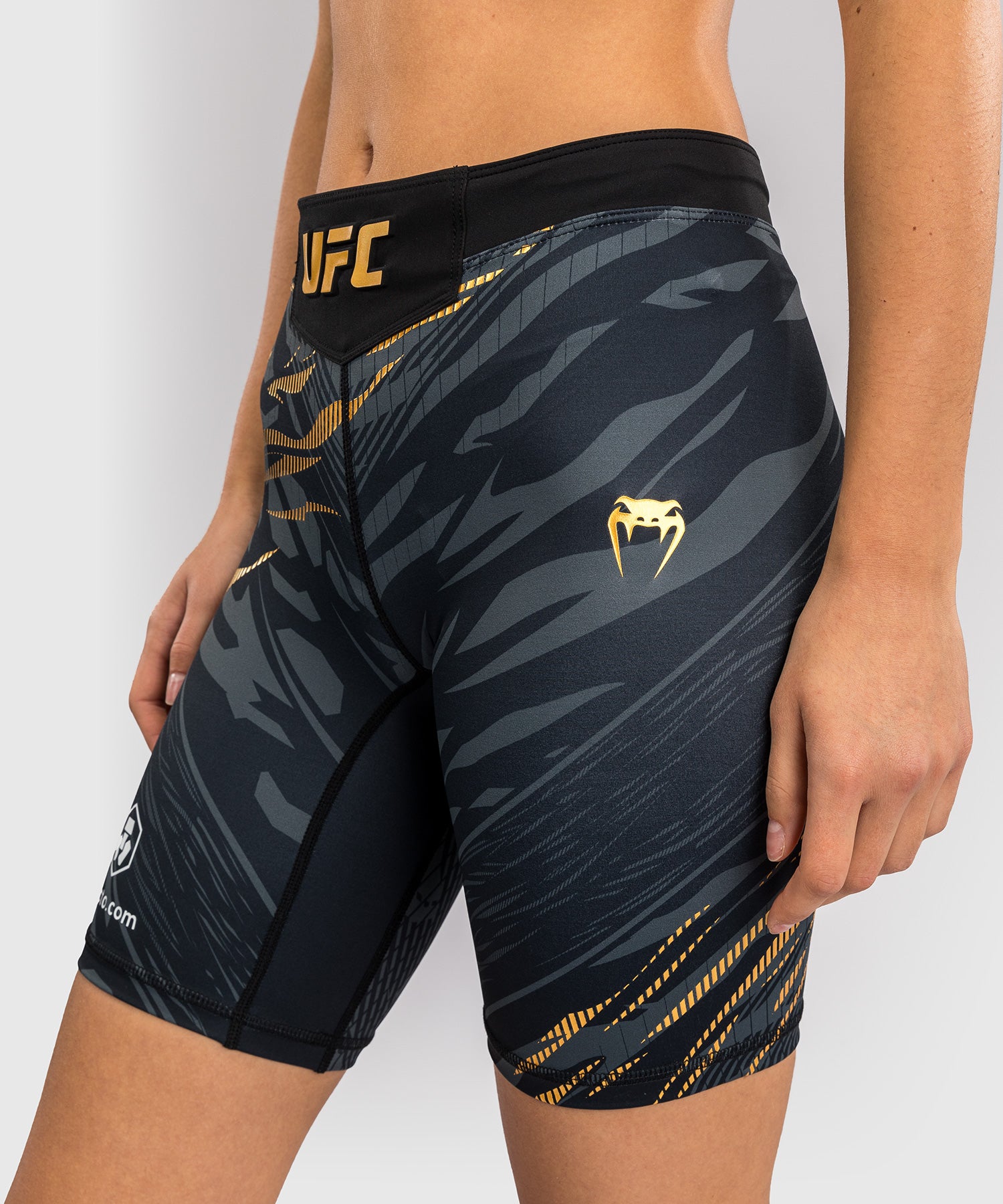 Short de compression pour Femmes UFC Fusion by Venum Authentic Fight Night - Coupe Longue - Champion - product-type_Shorts de compression
