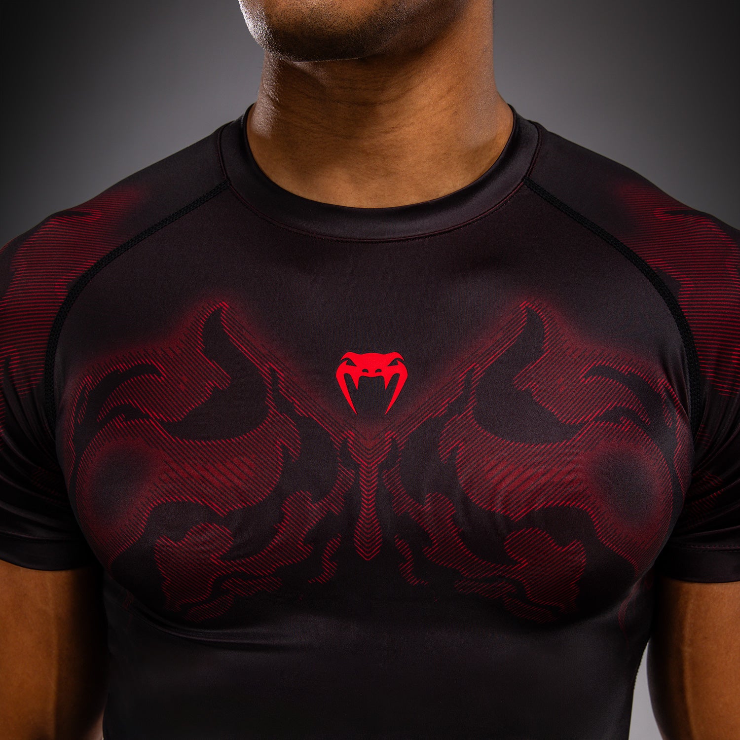 Rashguard à Manches Courtes Venum Spectre – Noir/Rouge - product-type_T-Shirts de Compression