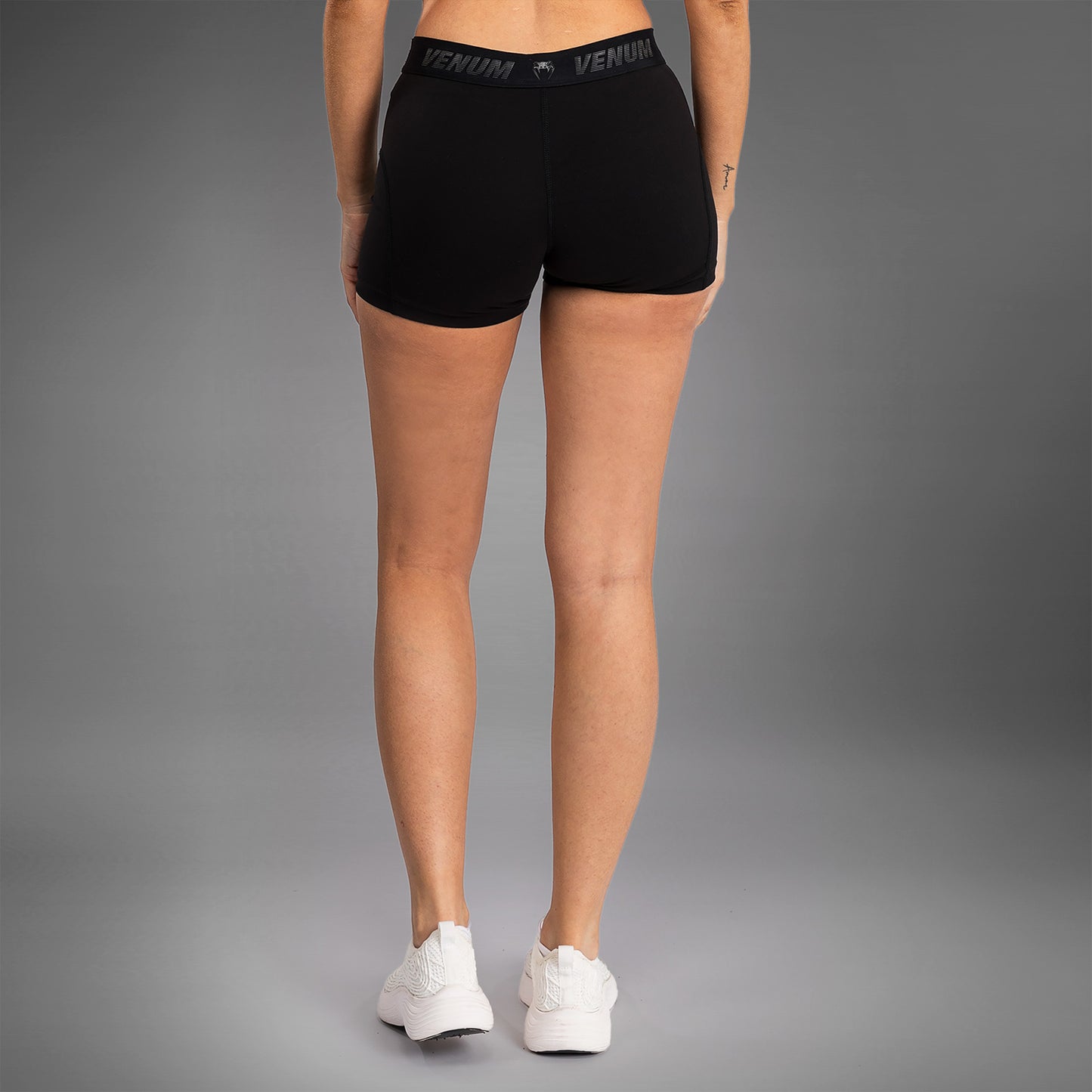 Short Venum Elevate pour Femmes Vale Tudo - Noir - product-type_Shorts de compression