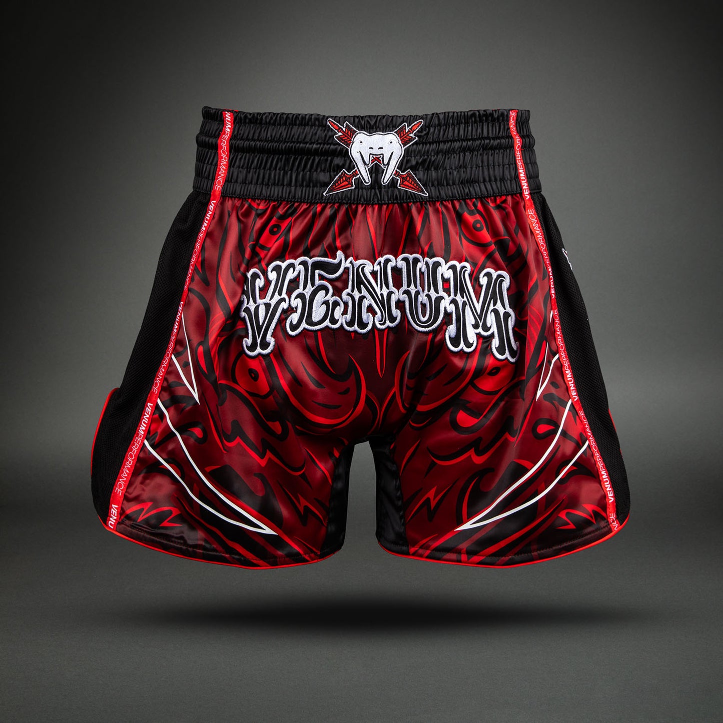 Short de Muay Thaï Venum Wolf Atak – Noir/Rouge - product-type_Shorts de Muay Thai