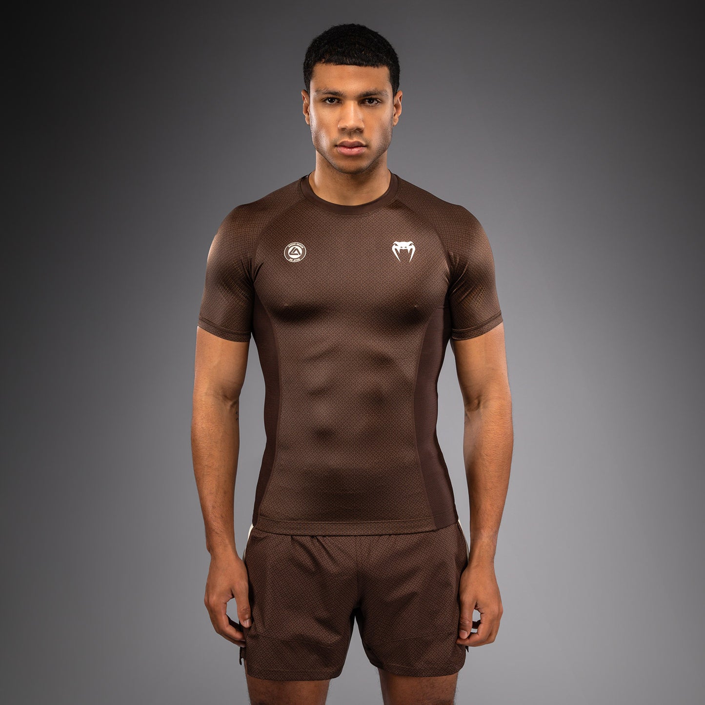 Rashguard à Manches Courtes Venum x Roger Gracie Academy - Marron Foncé - product-type_T-Shirts de Compression