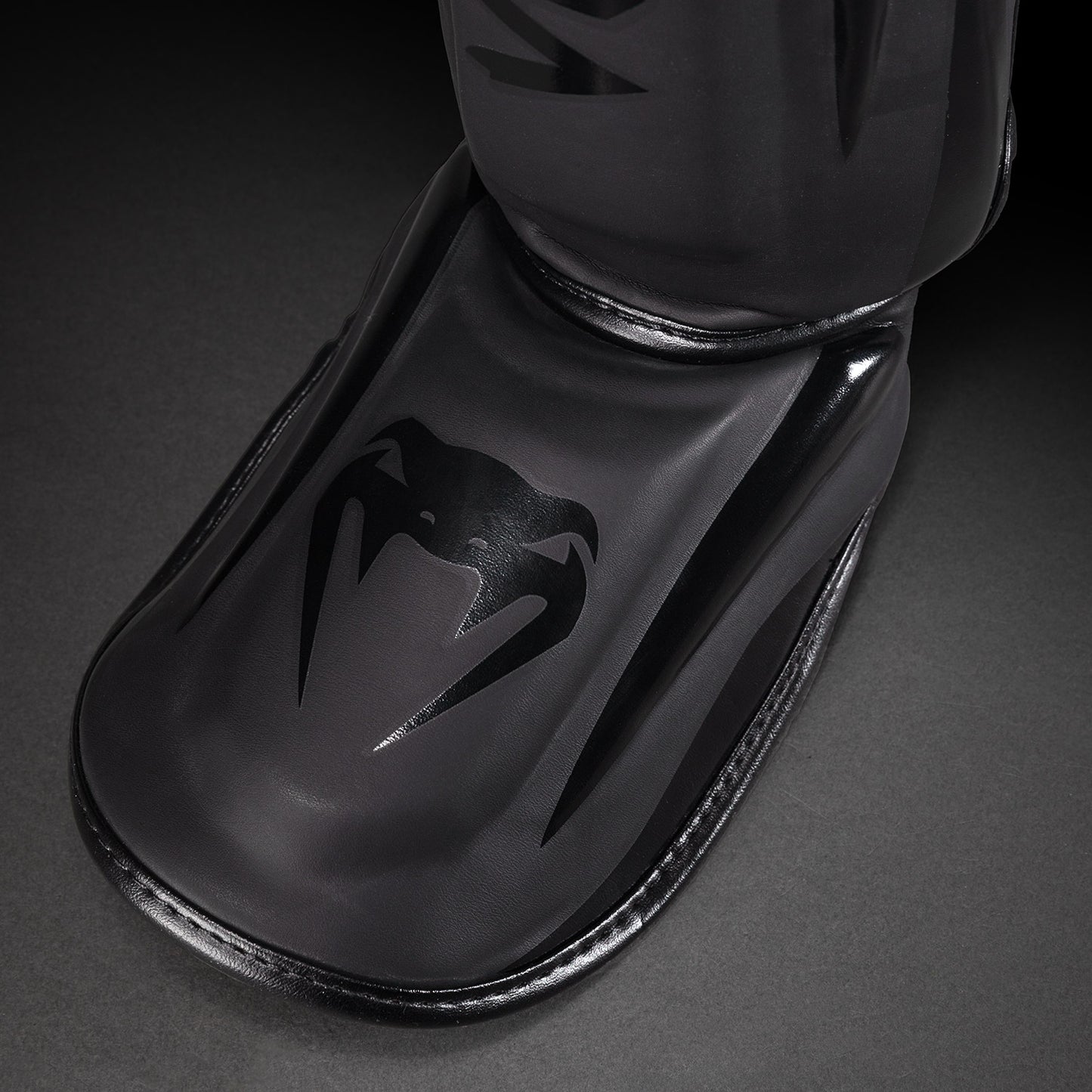 Protège-tibias Venum Elite - Noir